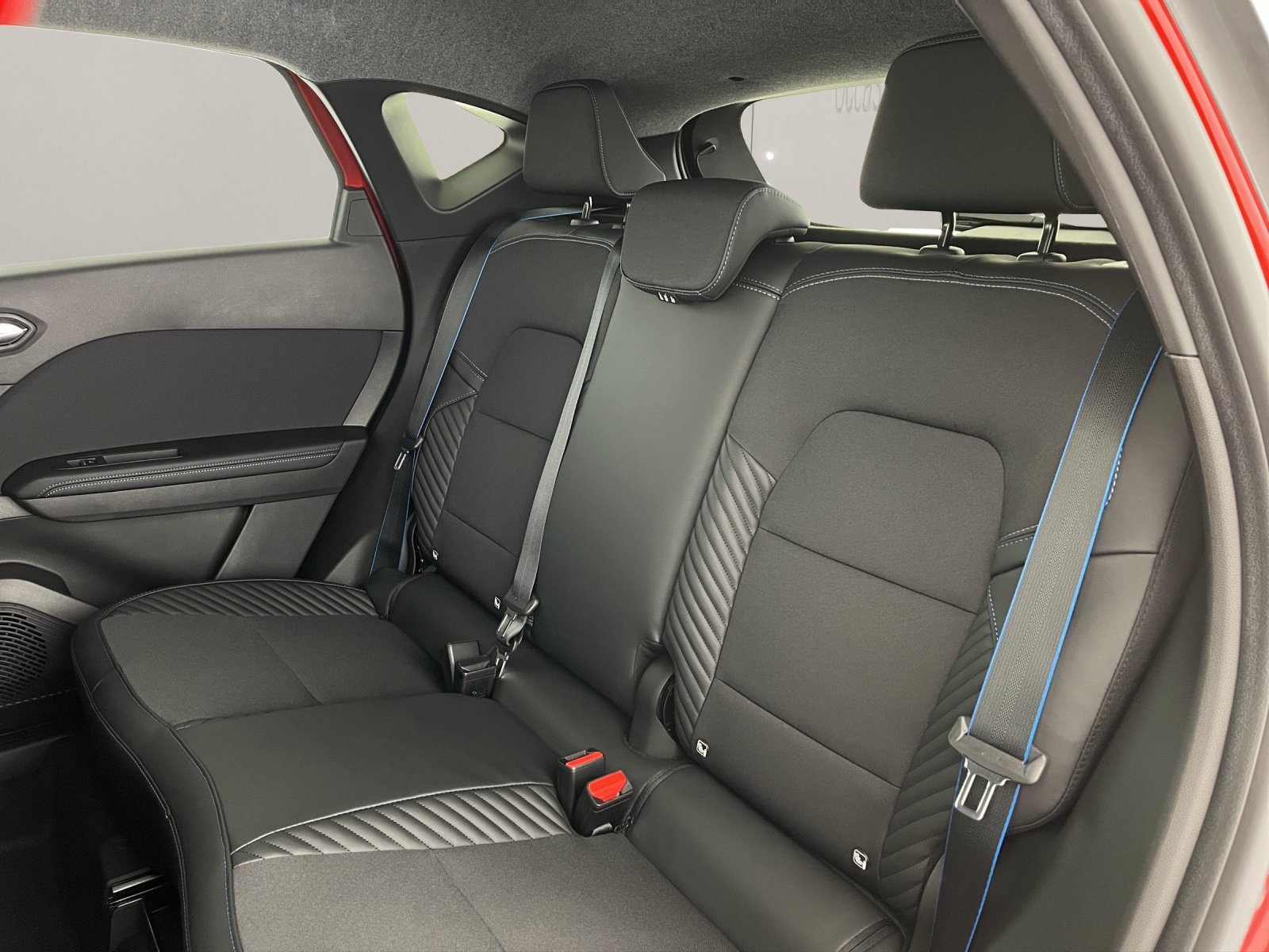 RENAULT Captur 1.8 E-Tech esprit Alpine-image-16
