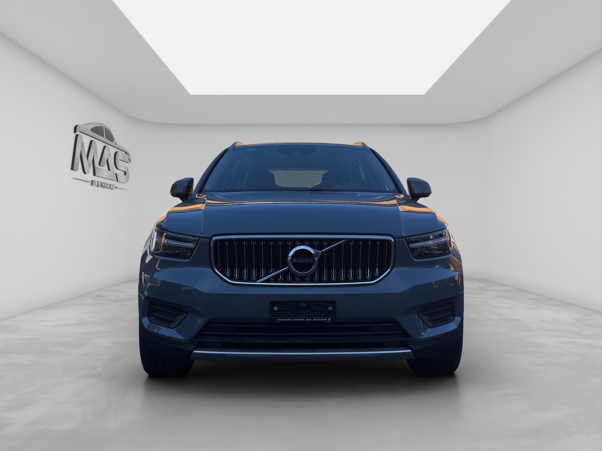 VOLVO XC40 T5 TwE Inscription DCT-image-1
