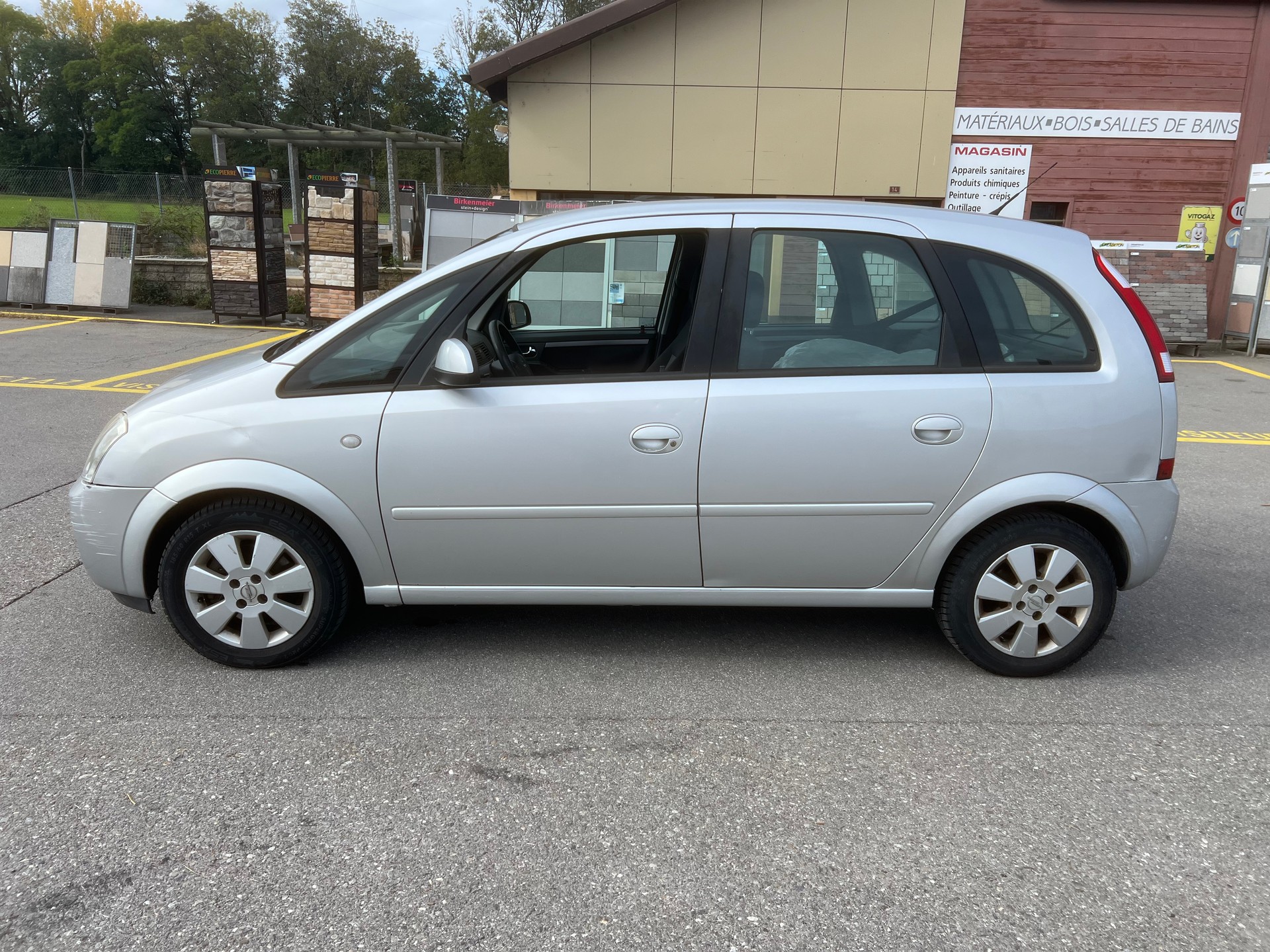 OPEL Meriva 1.6i 16V Cosmo-image-6