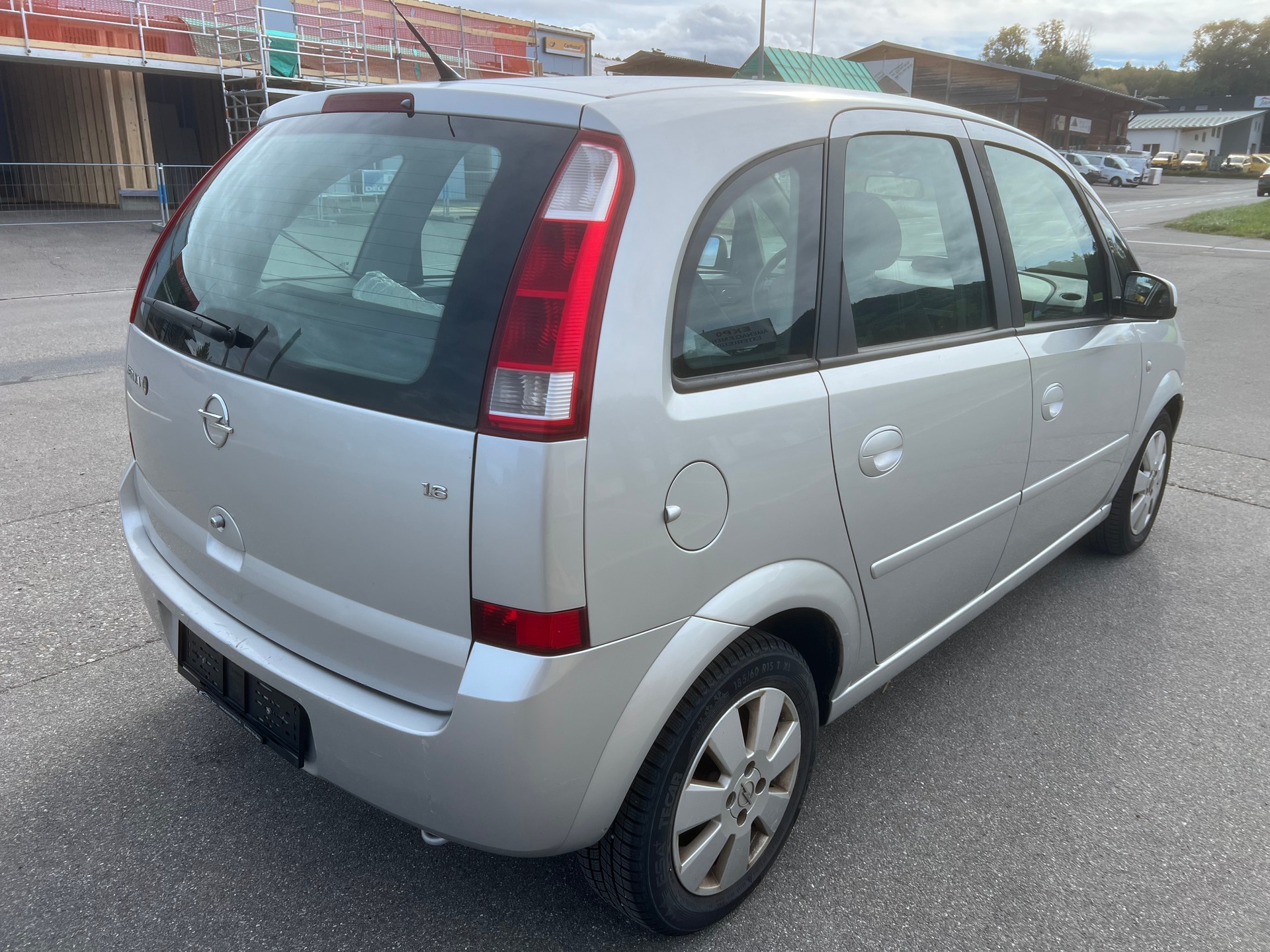 OPEL Meriva 1.6i 16V Cosmo-image-3