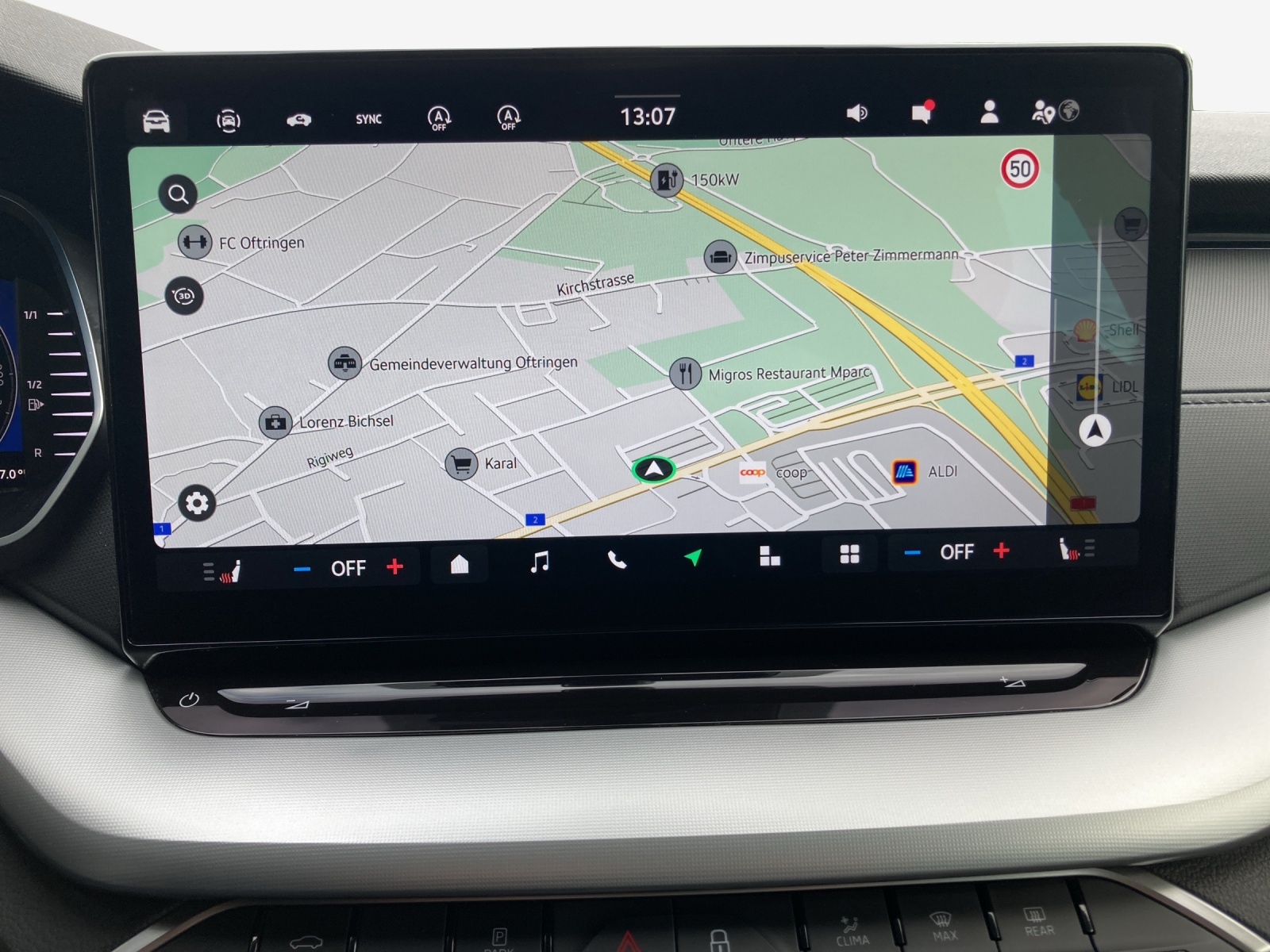 SKODA Octavia Combi 1.5 TSI mHEV DSG Dynamic-image-13
