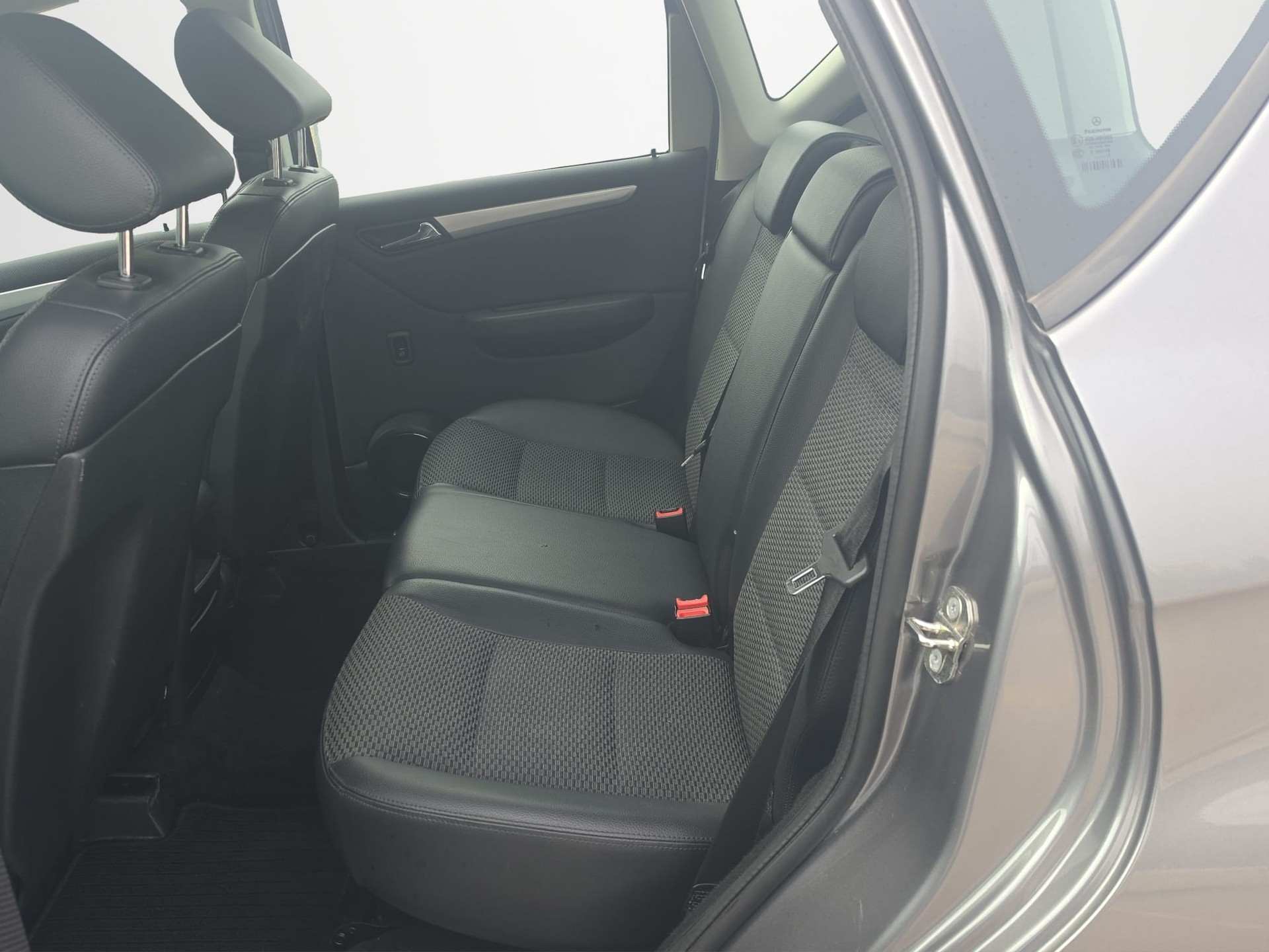 MERCEDES-BENZ A 180 (170) Elégance Autotronic-image-10