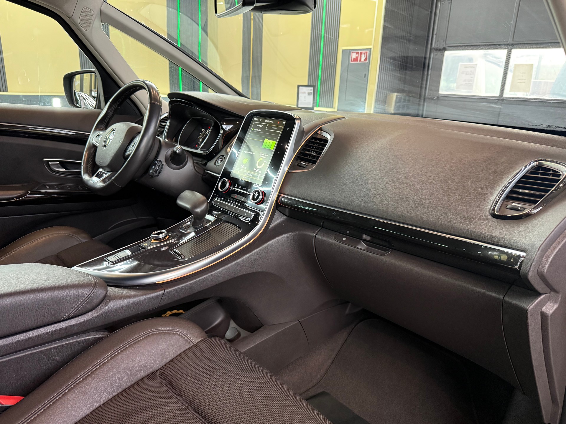 RENAULT Espace 1.6 dCi Swiss Edition EDC-image-10