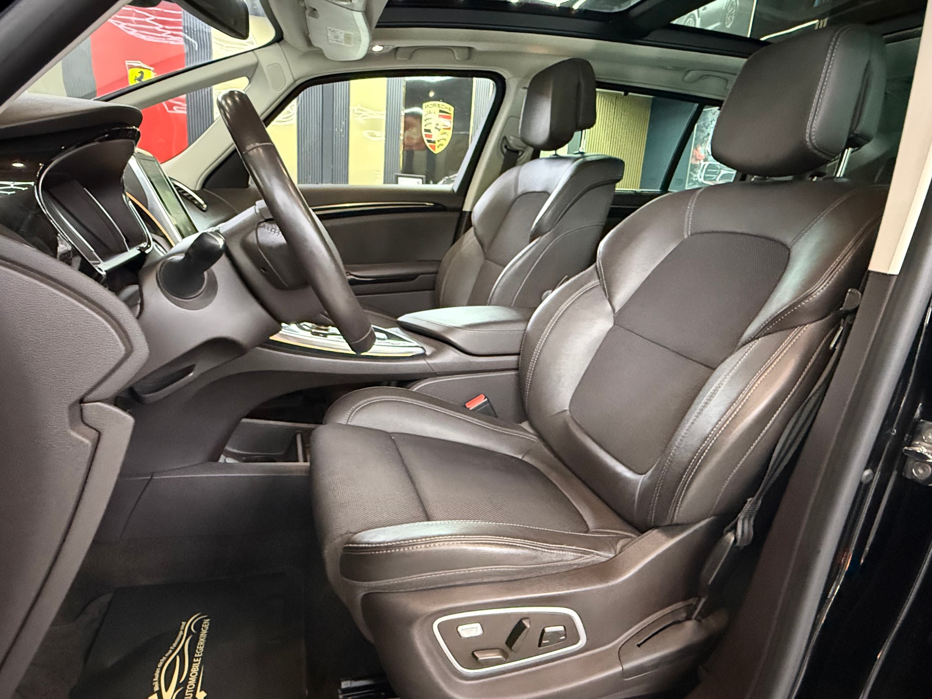 RENAULT Espace 1.6 dCi Swiss Edition EDC-image-9