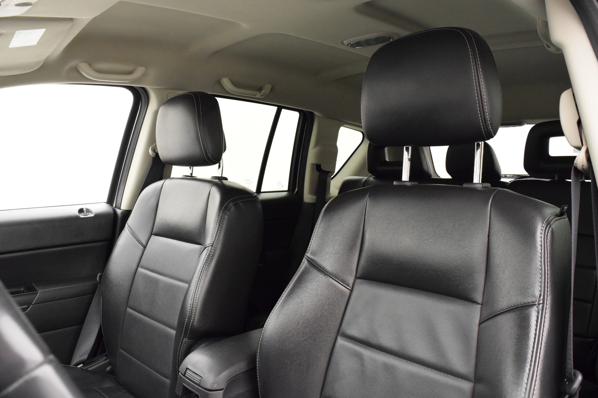 JEEP Compass 2.2 CRD Limited-image-10