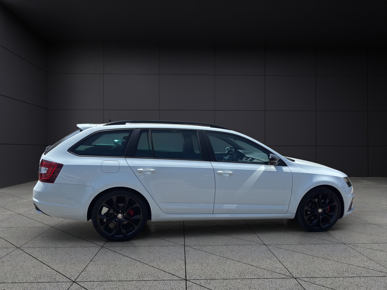 SKODA Octavia Combi 2.0 TDI RS DSG-image-5