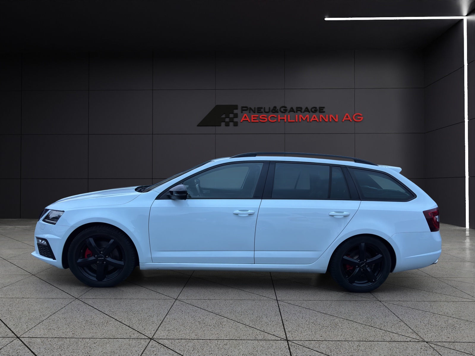 SKODA Octavia Combi 2.0 TDI RS DSG-image-2