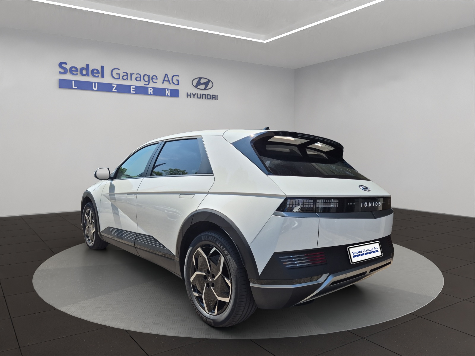HYUNDAI Ioniq 5 Origo 4WD-image-3