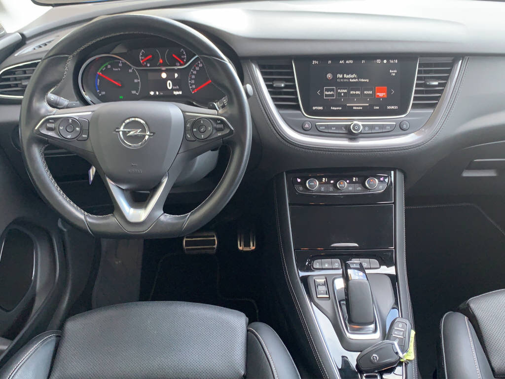 OPEL Grandland X 1.6 T PHEV4 Ultimat EAT8-image-7