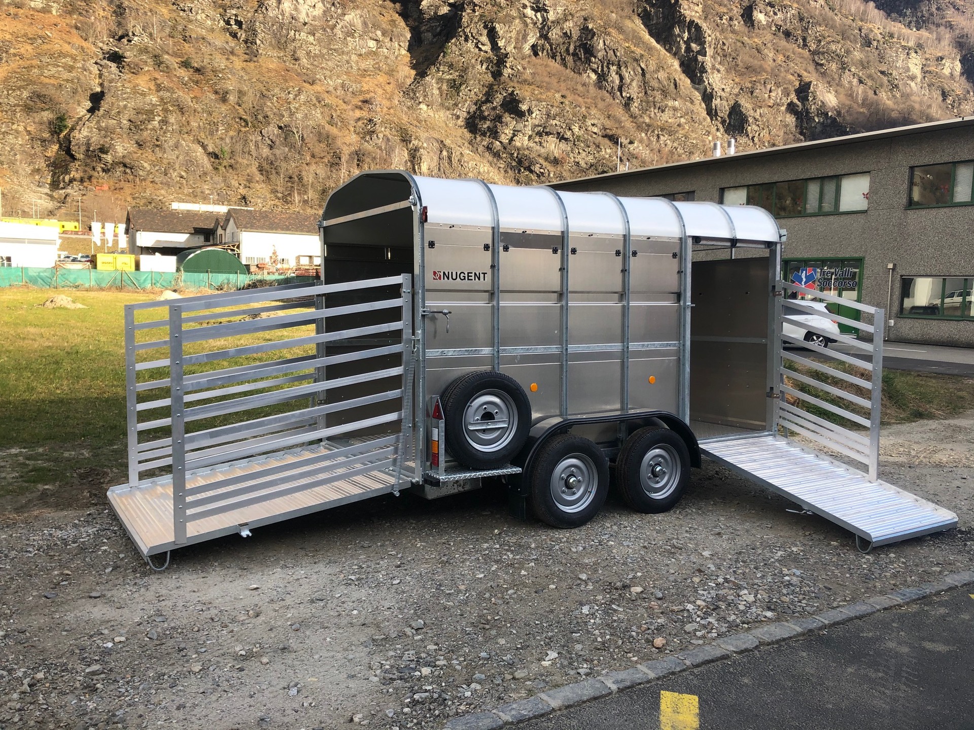 NUGENT LS 126 front rampe