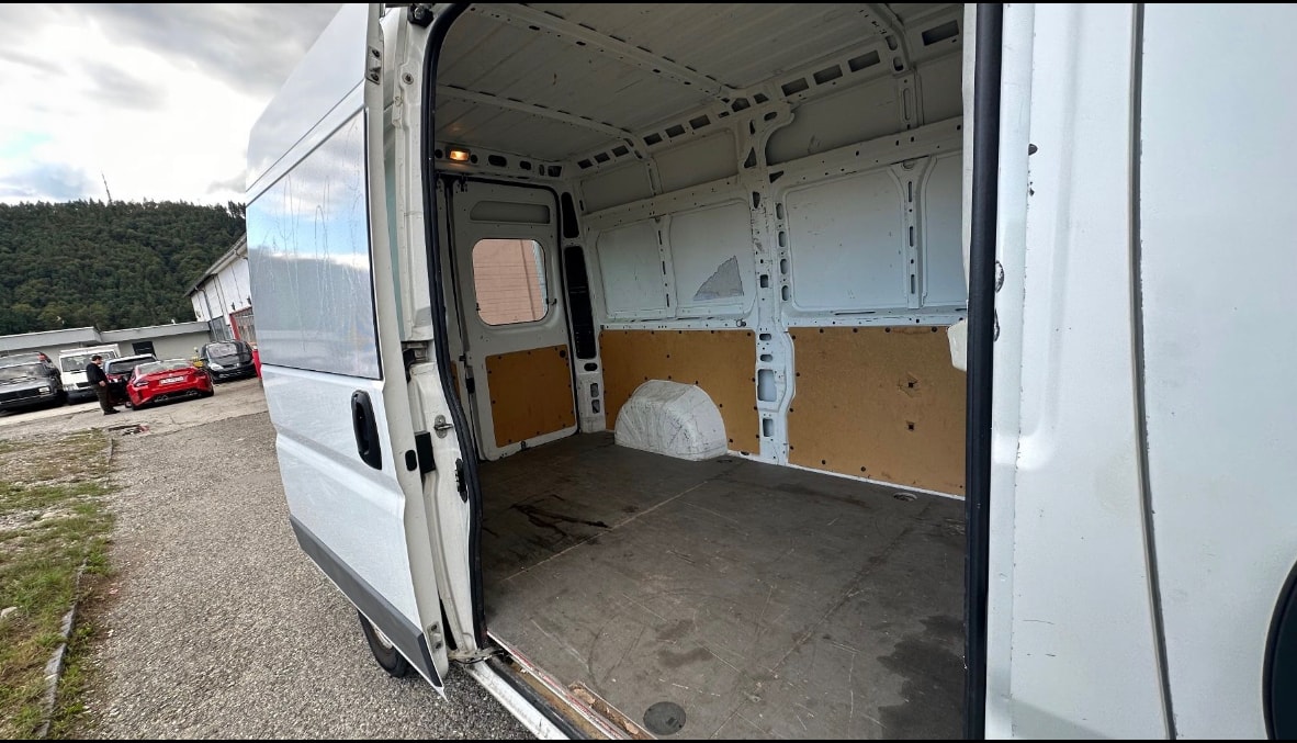CITROEN Jumper 30 2.2 HDi 130 Confort L2H2-image-4
