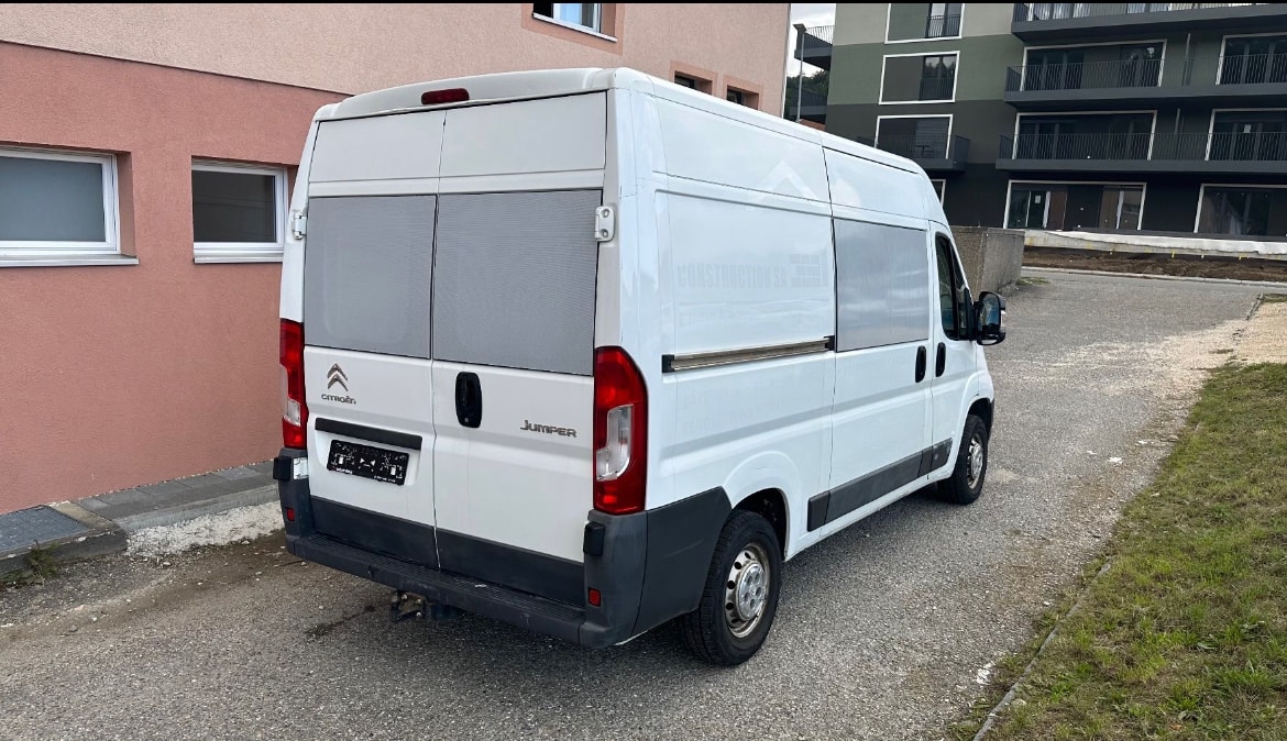 CITROEN Jumper 30 2.2 HDi 130 Confort L2H2-image-3