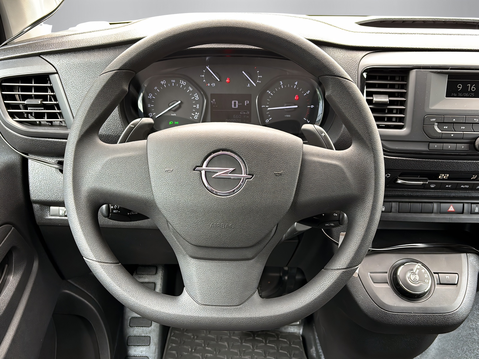 OPEL Vivaro Kombi L 2.0 D 2.9 t-image-13