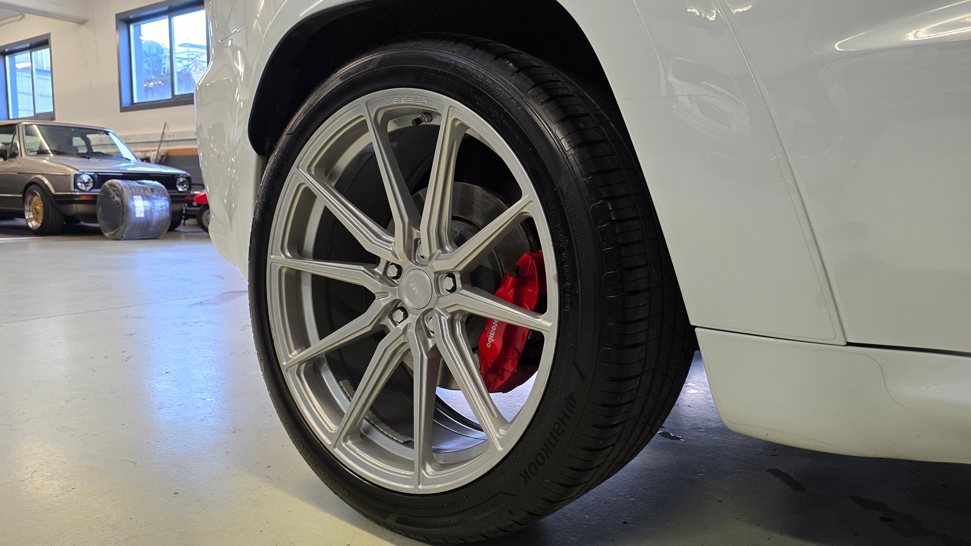 JEEP Grand Cherokee 6.4 V8 HEMI SRT8 Automatic-image-30