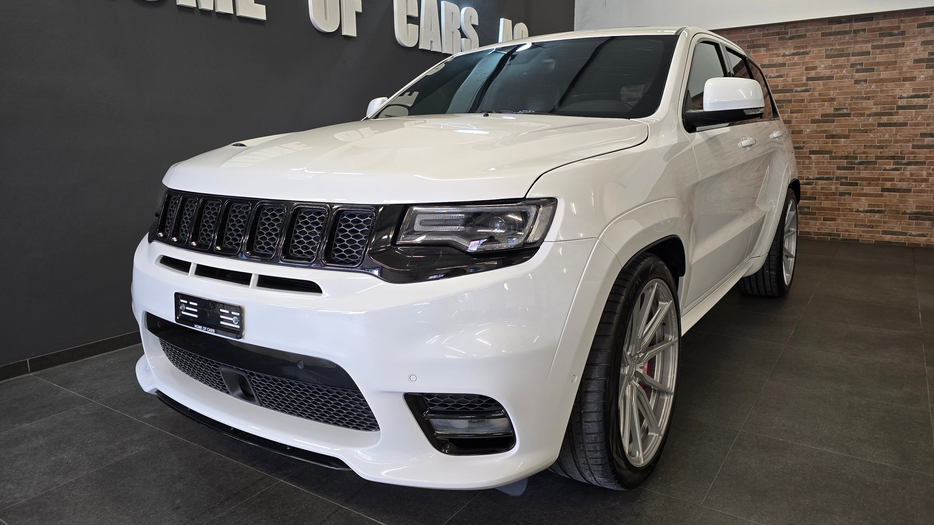 JEEP Grand Cherokee 6.4 V8 HEMI SRT8 Automatic-image-0