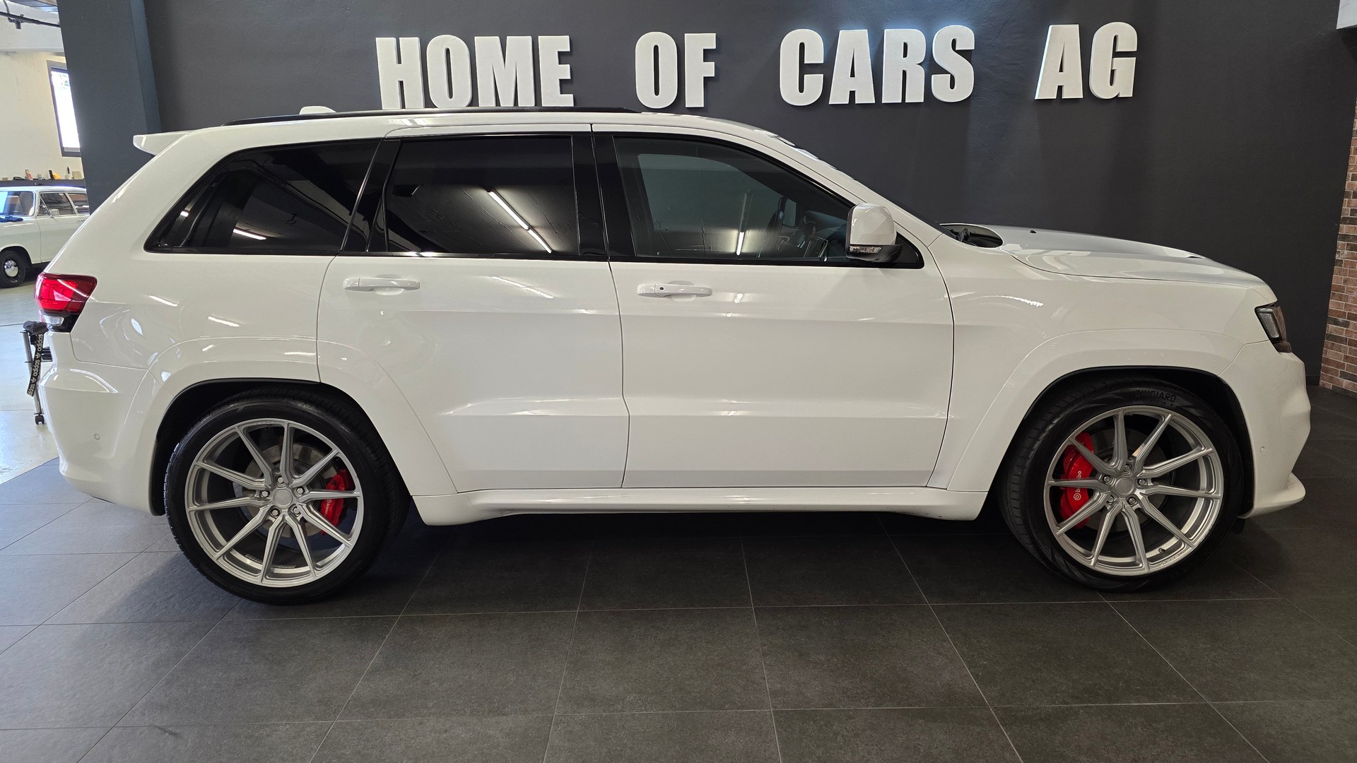 JEEP Grand Cherokee 6.4 V8 HEMI SRT8 Automatic-image-9