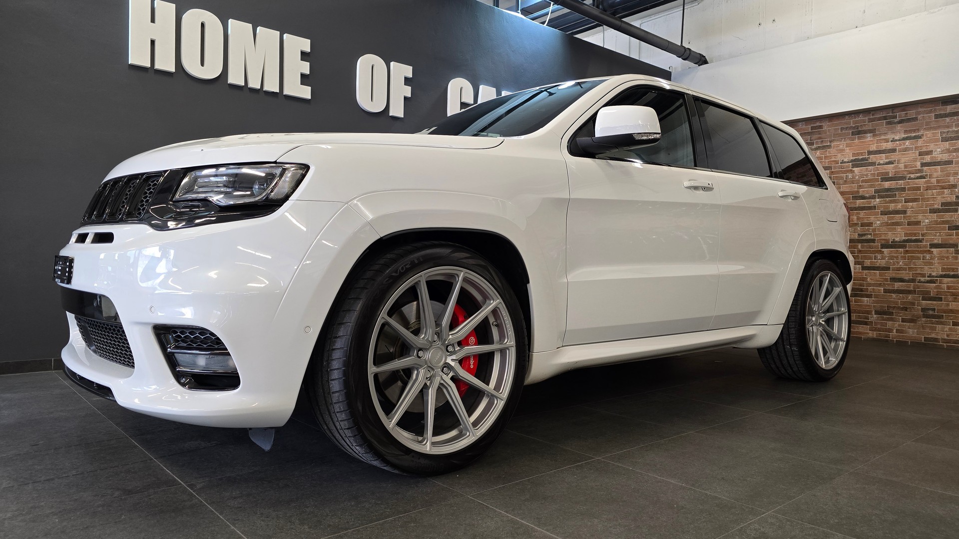 JEEP Grand Cherokee 6.4 V8 HEMI SRT8 Automatic-image-3