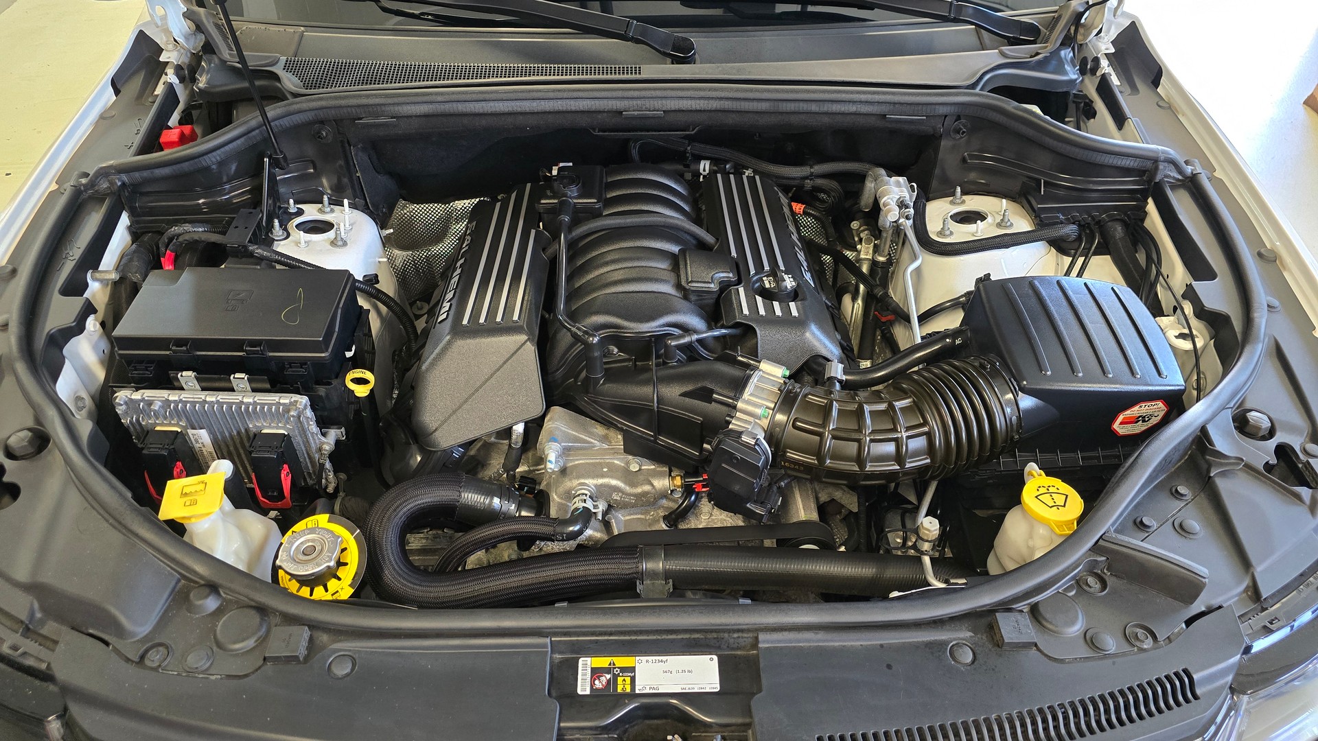 JEEP Grand Cherokee 6.4 V8 HEMI SRT8 Automatic-image-31