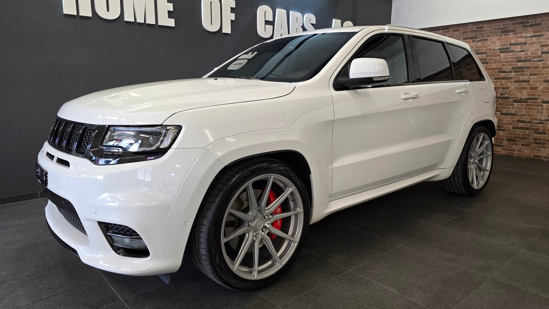 JEEP Grand Cherokee 6.4 V8 HEMI SRT8 Automatic-image-2