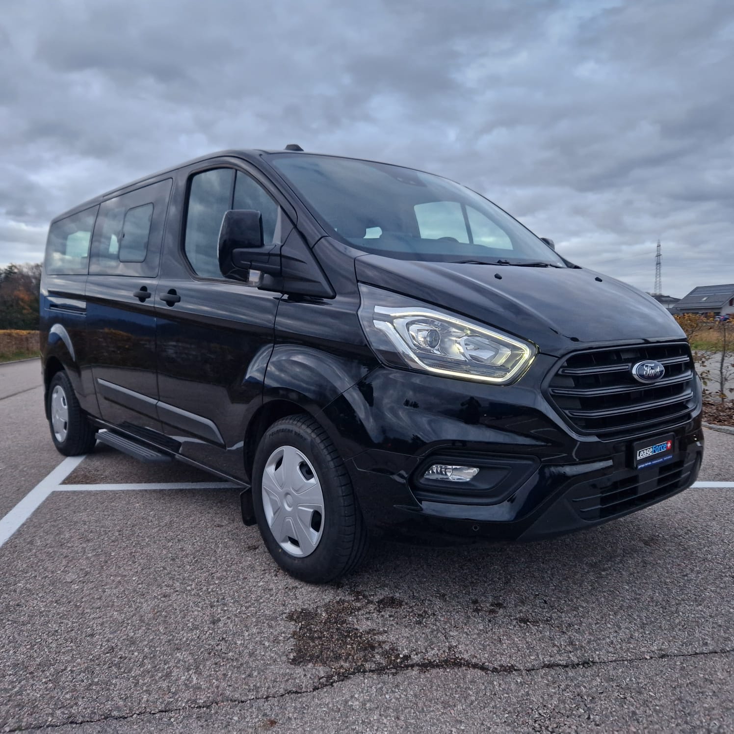 FORD Transit Custom 320 L2H1 Trend A-image-6