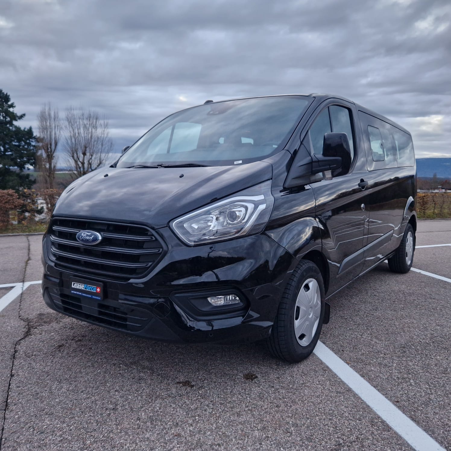 FORD Transit Custom 320 L2H1 Trend A-image-8