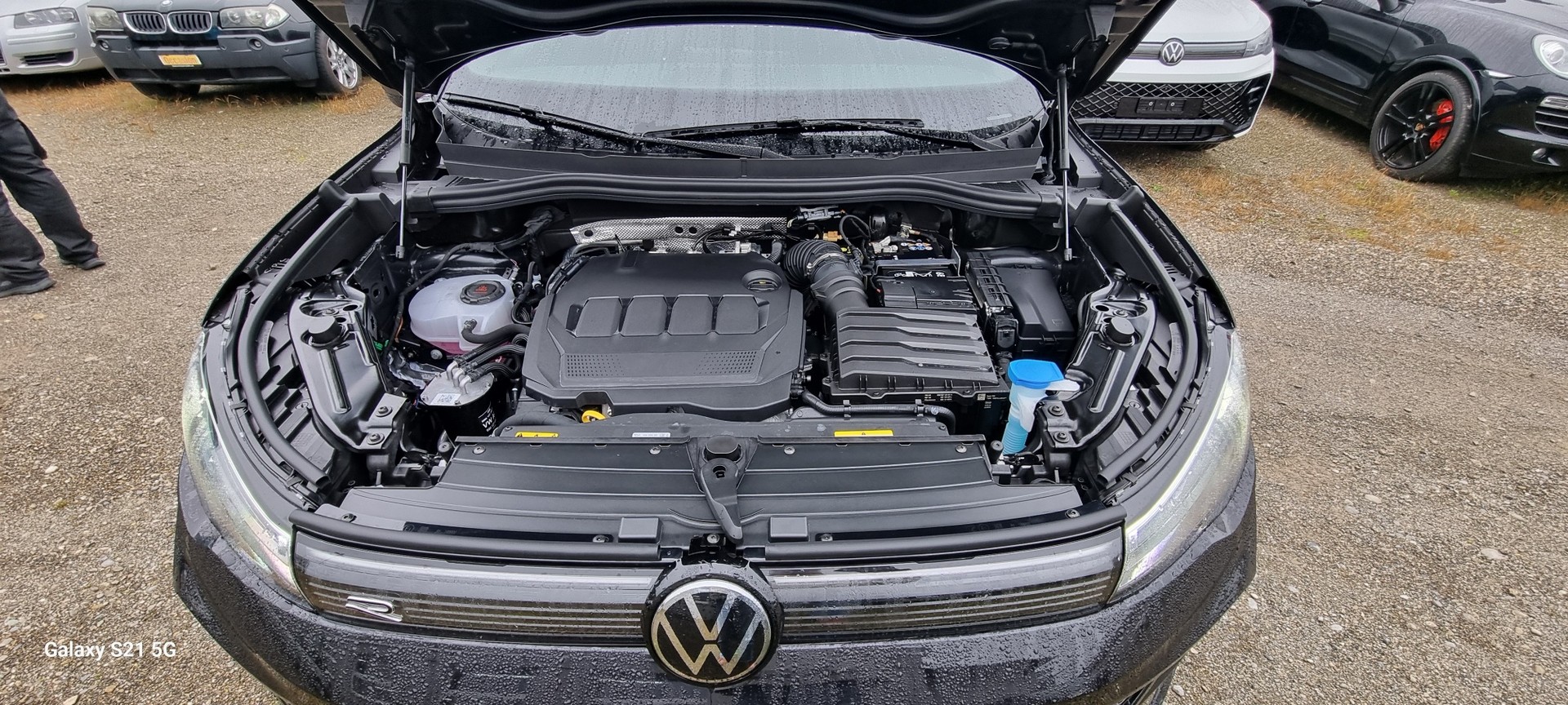 VW Tiguan 2.0 TDI SCR R-Line 4Motion DSG-image-1