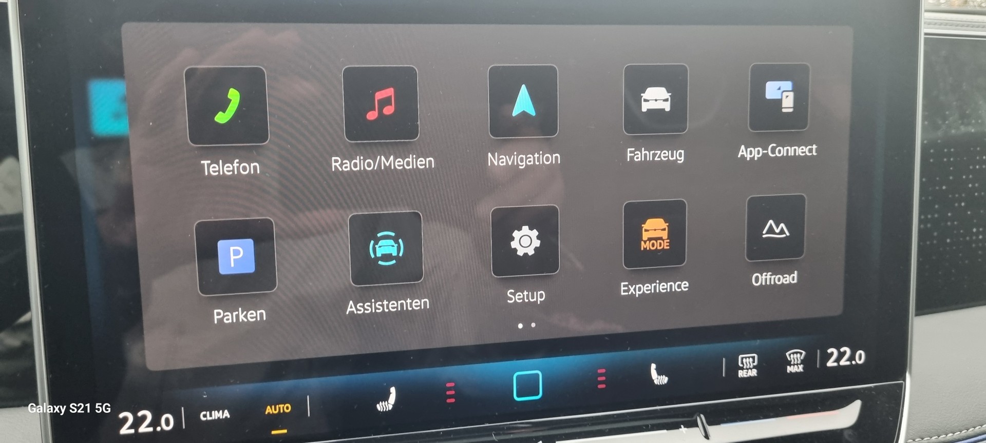 VW Tiguan 2.0 TDI SCR R-Line 4Motion DSG-image-7