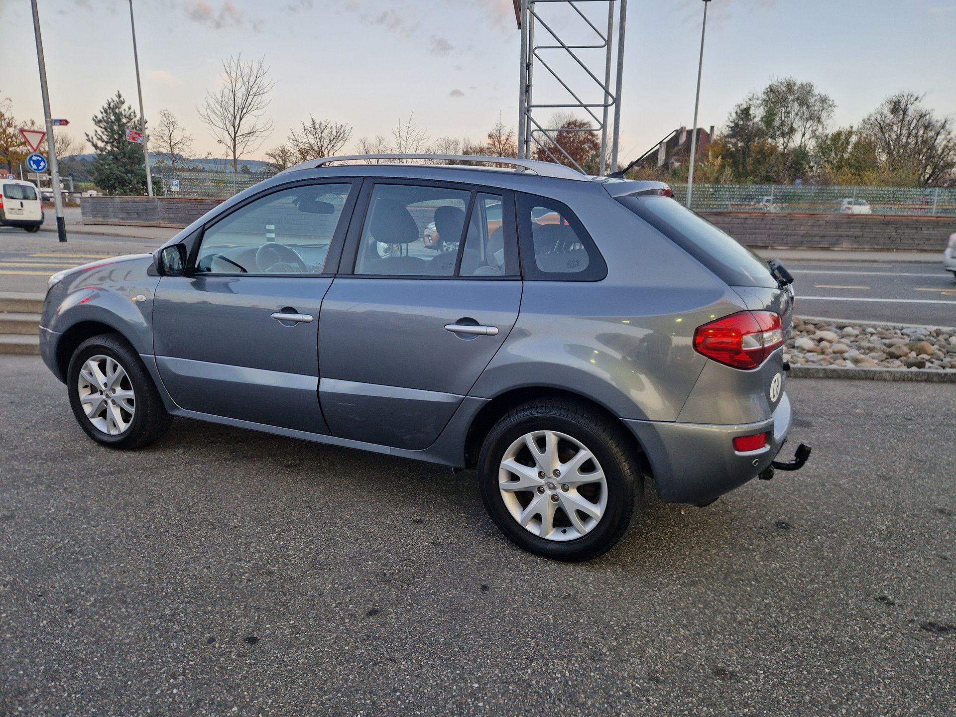 RENAULT Renault Koleos 2.0 dci inkl. AHK 2.0t
