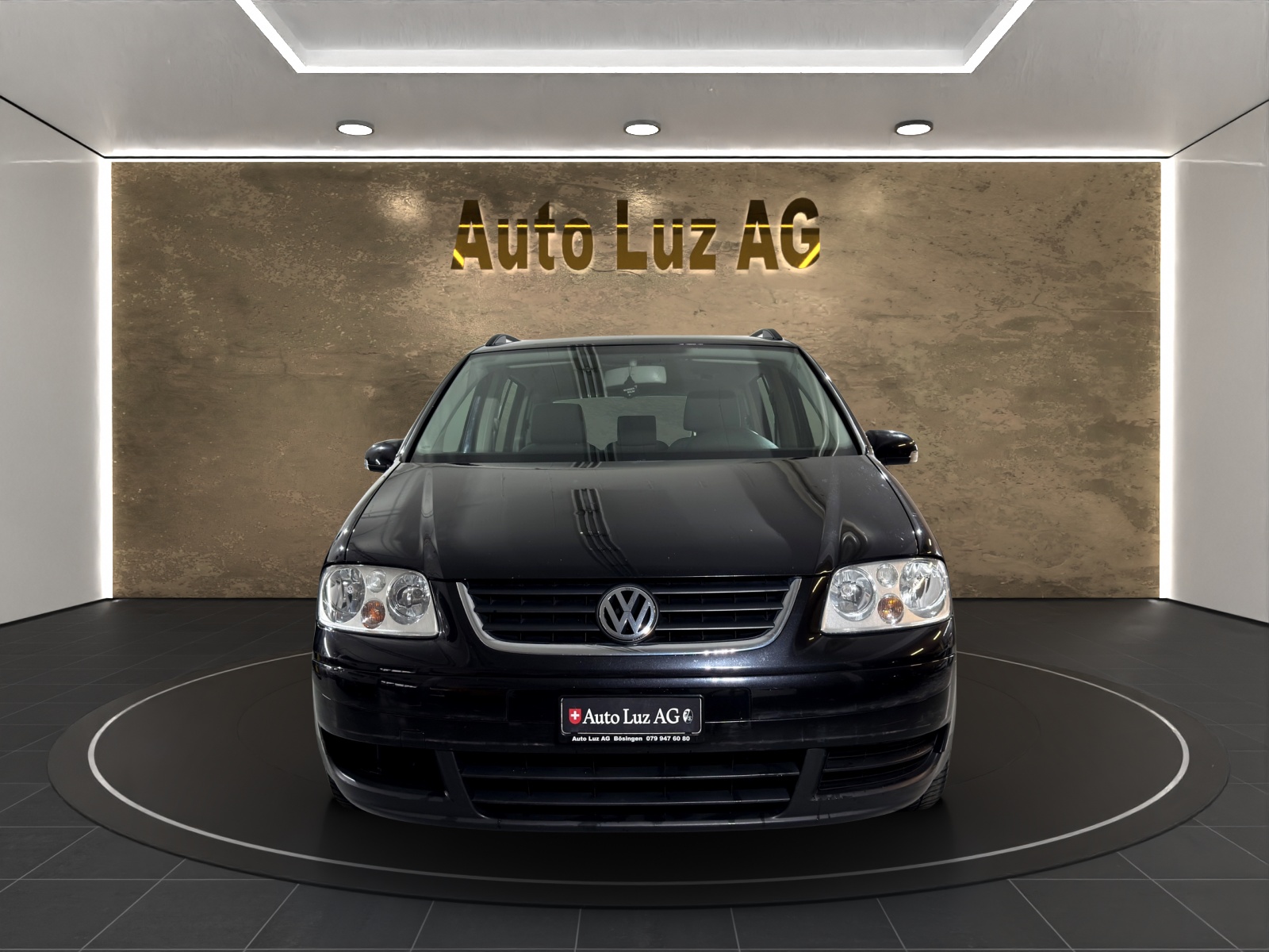 VW Touran 1.6 FSI Trendline-image-1