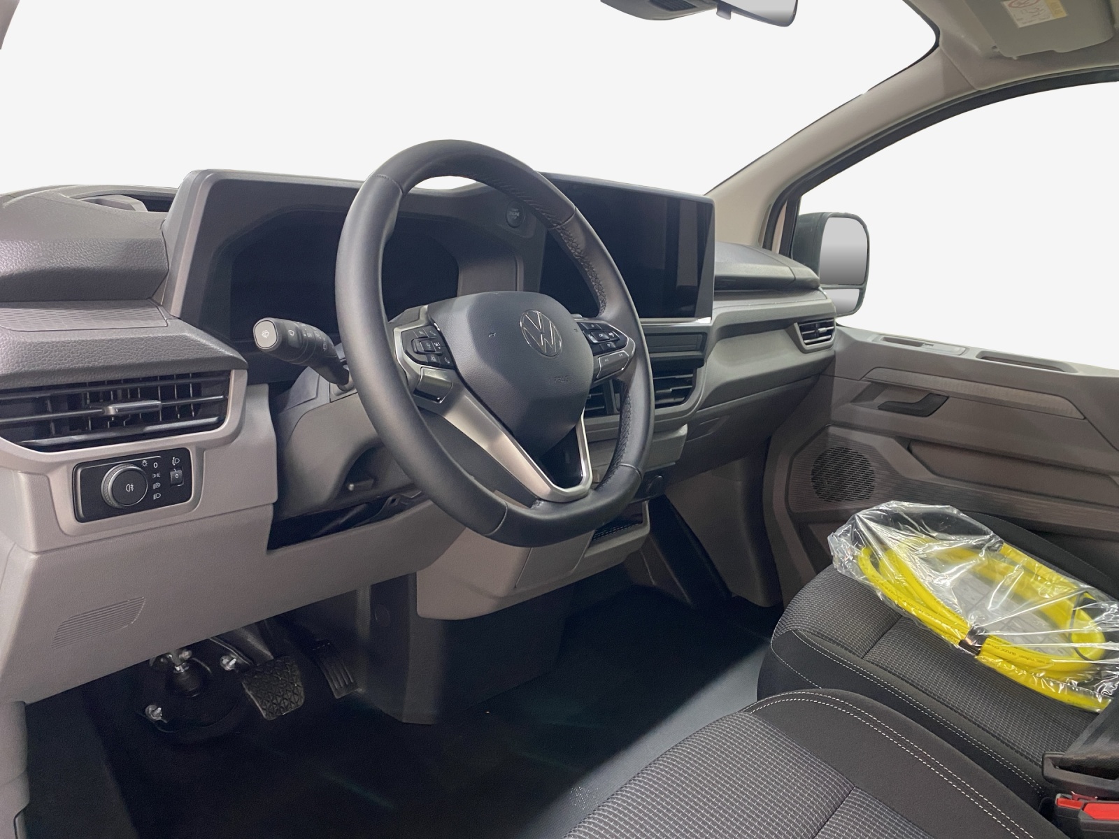 VW e-Transporter 70 kWh-image-14