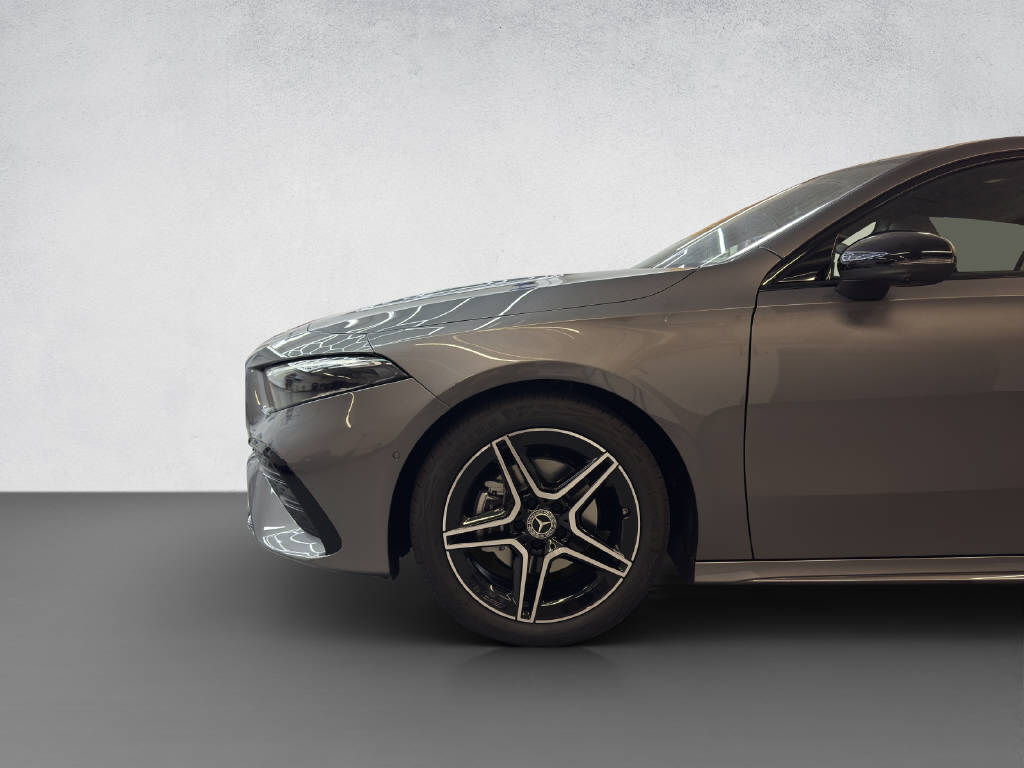 MERCEDES-BENZ A 200 AMG Line Night Star-image-7