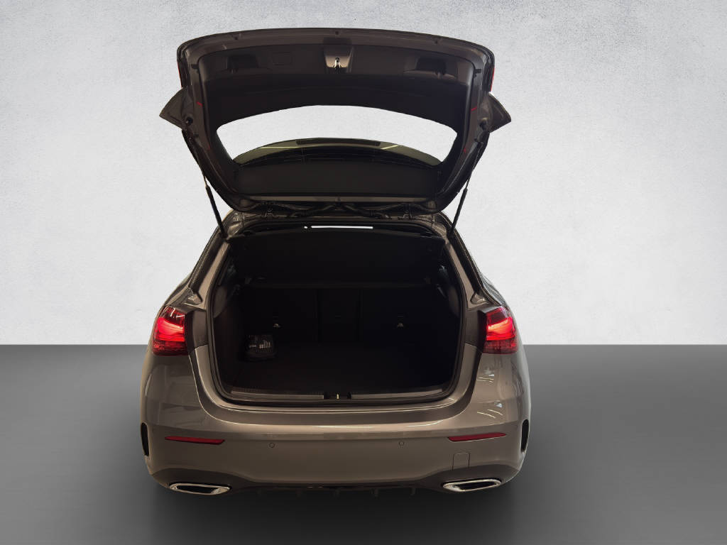MERCEDES-BENZ A 200 AMG Line Night Star-image-8