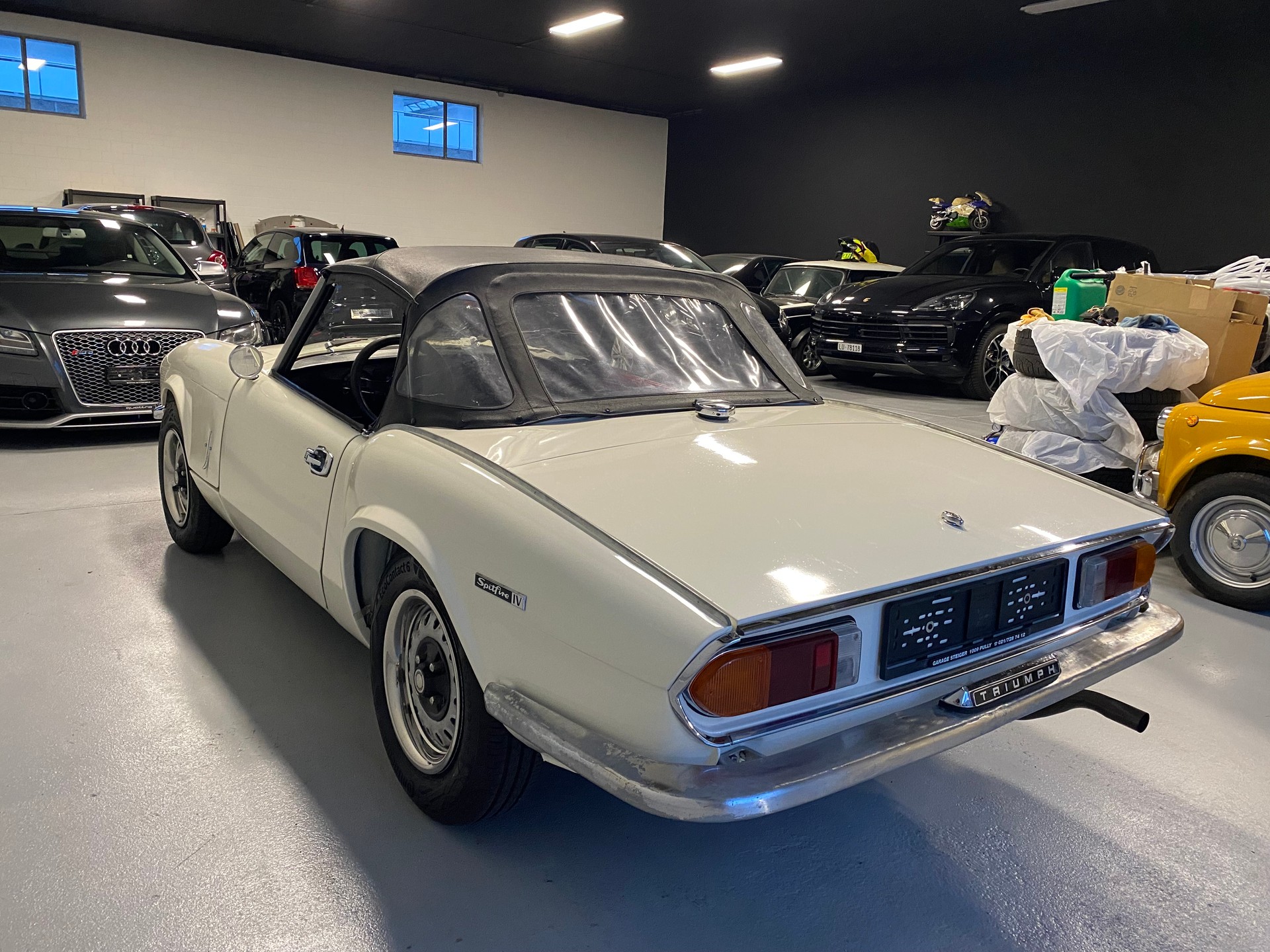 TRIUMPH Spitfire IV-image-7