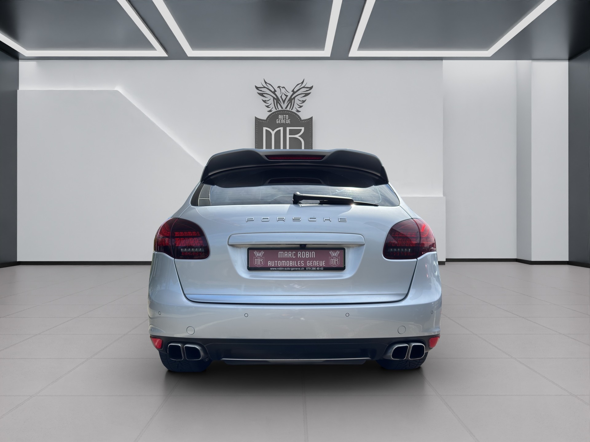 PORSCHE CAYENNE TURBO-image-4