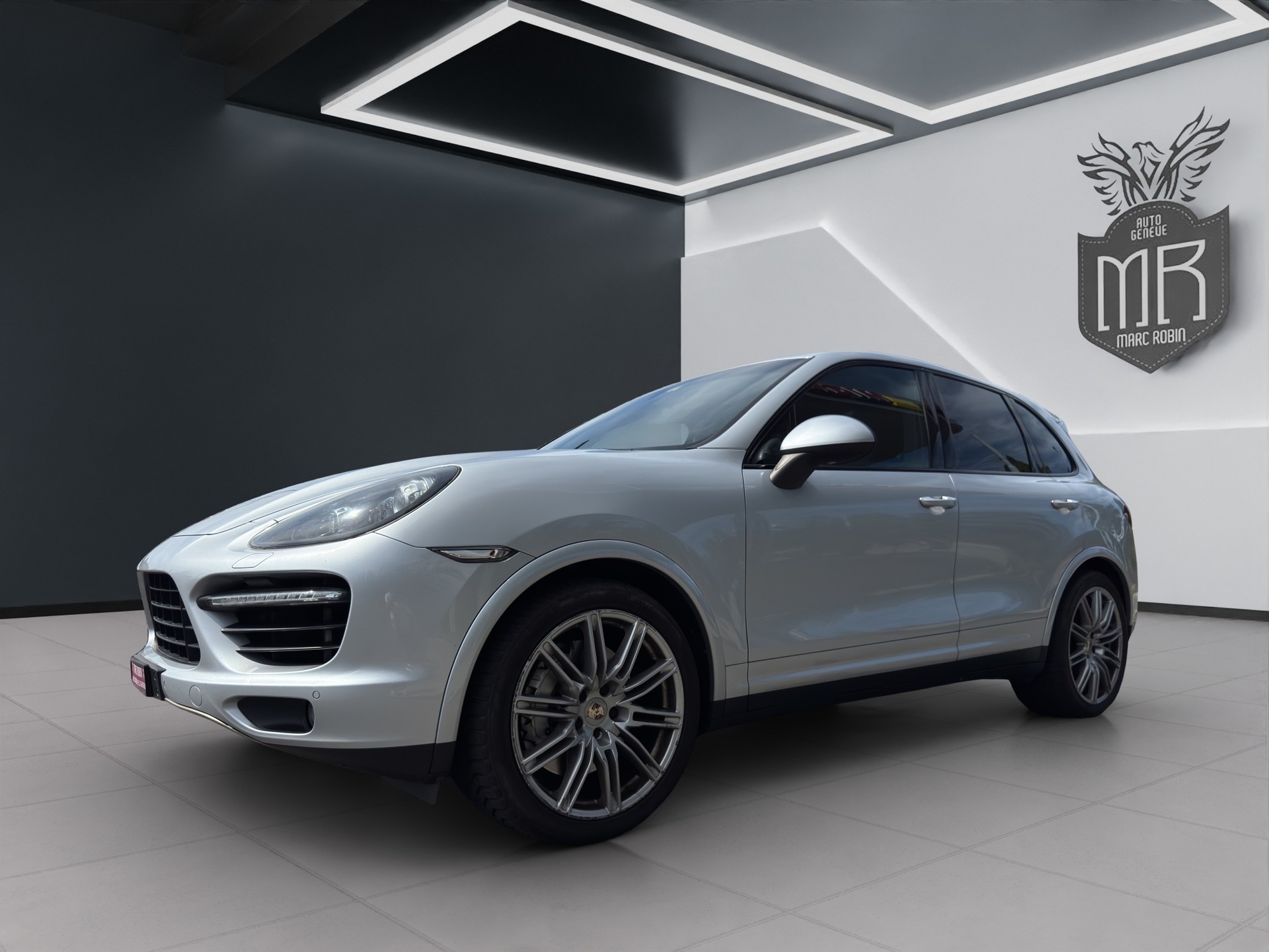 PORSCHE CAYENNE TURBO-image-0