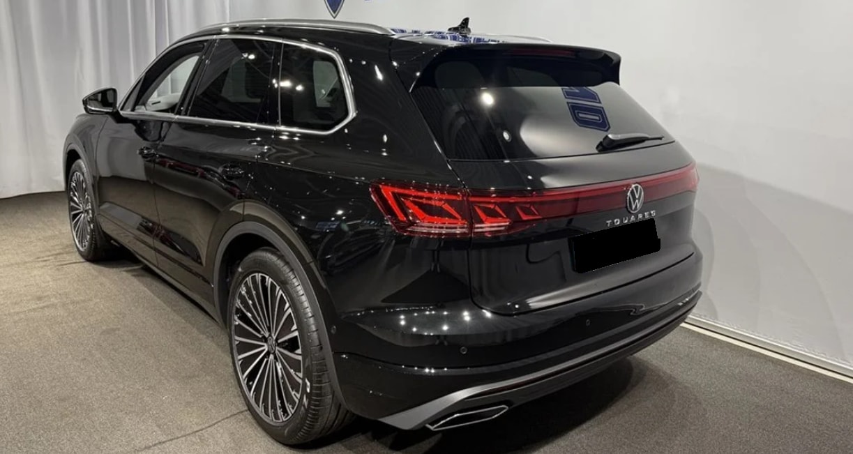 VW Touareg 3.0 TDI Elegance Tiptronic-image-1