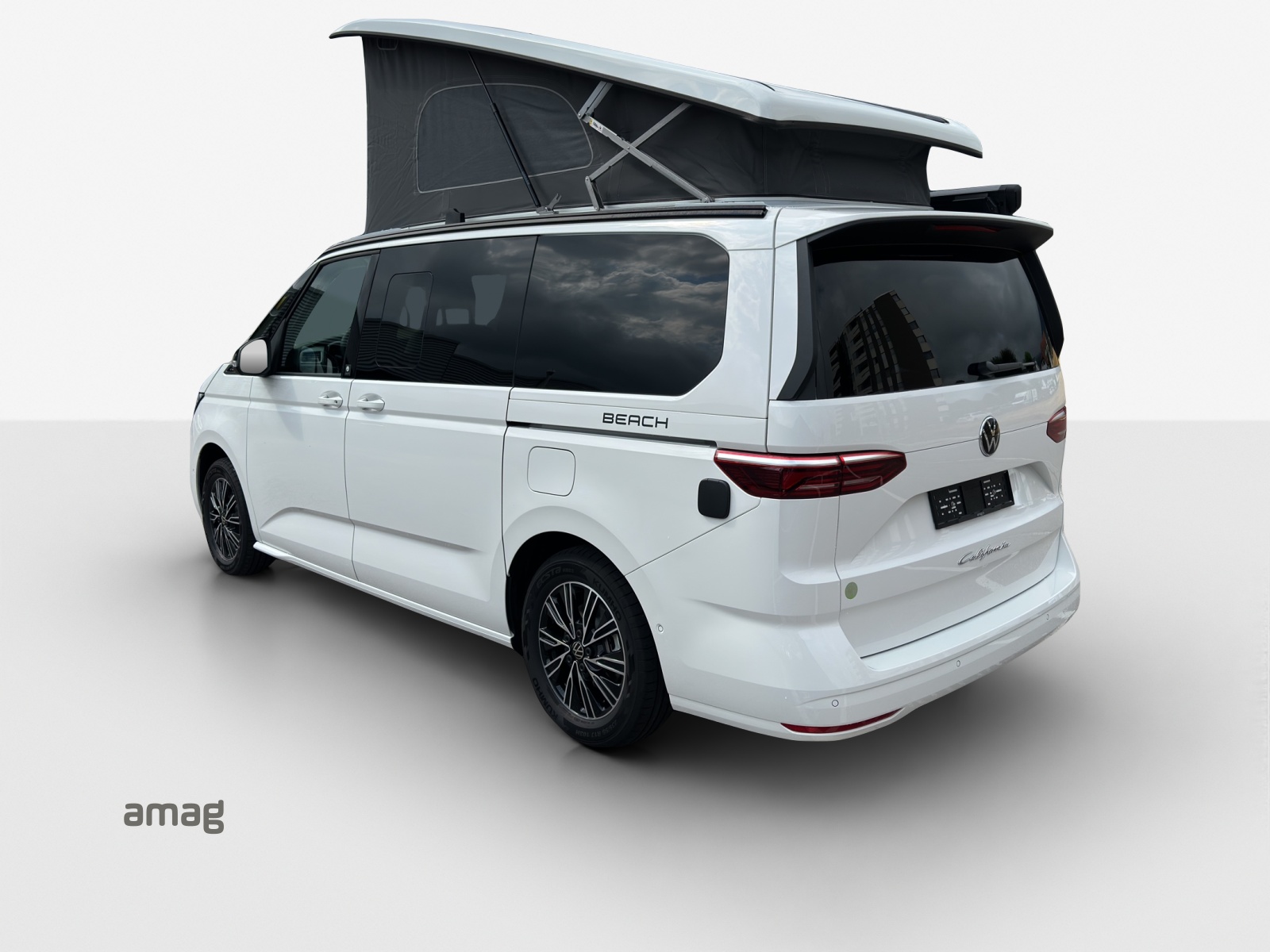 VW California 2.0 TDI Beach Tour-image-2