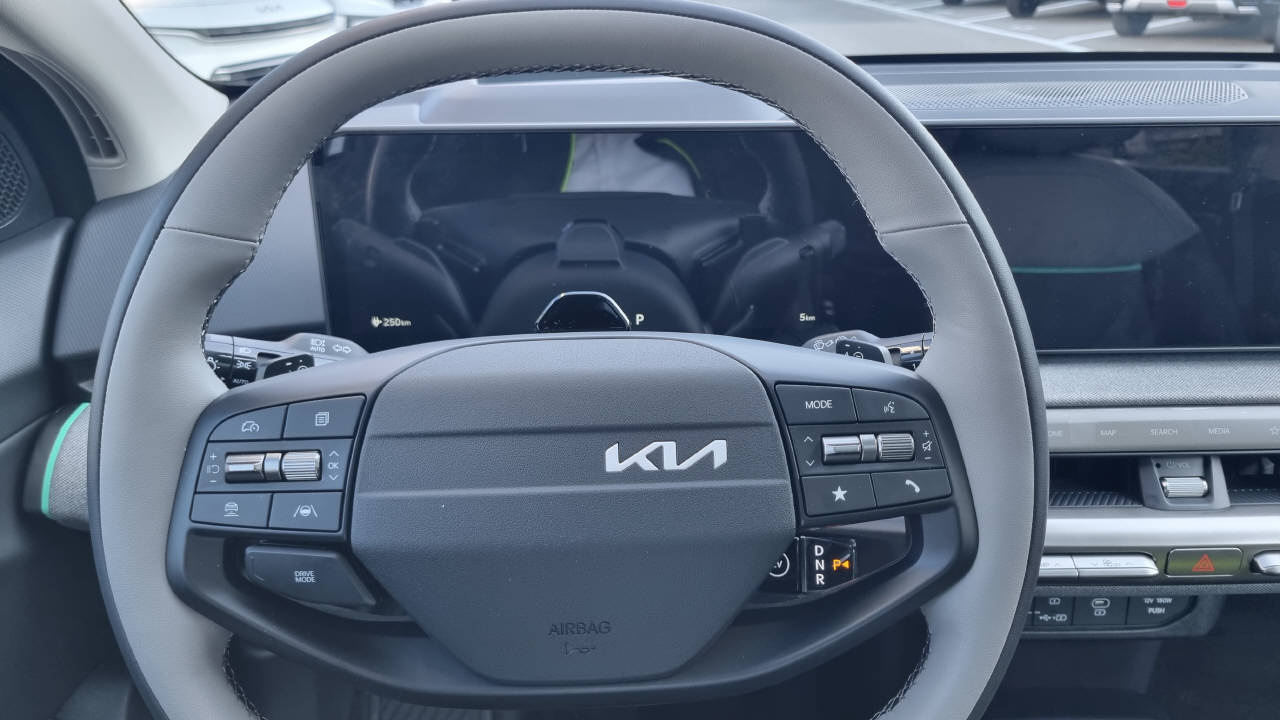 KIA EV4 81 kWh Earth+-image-9