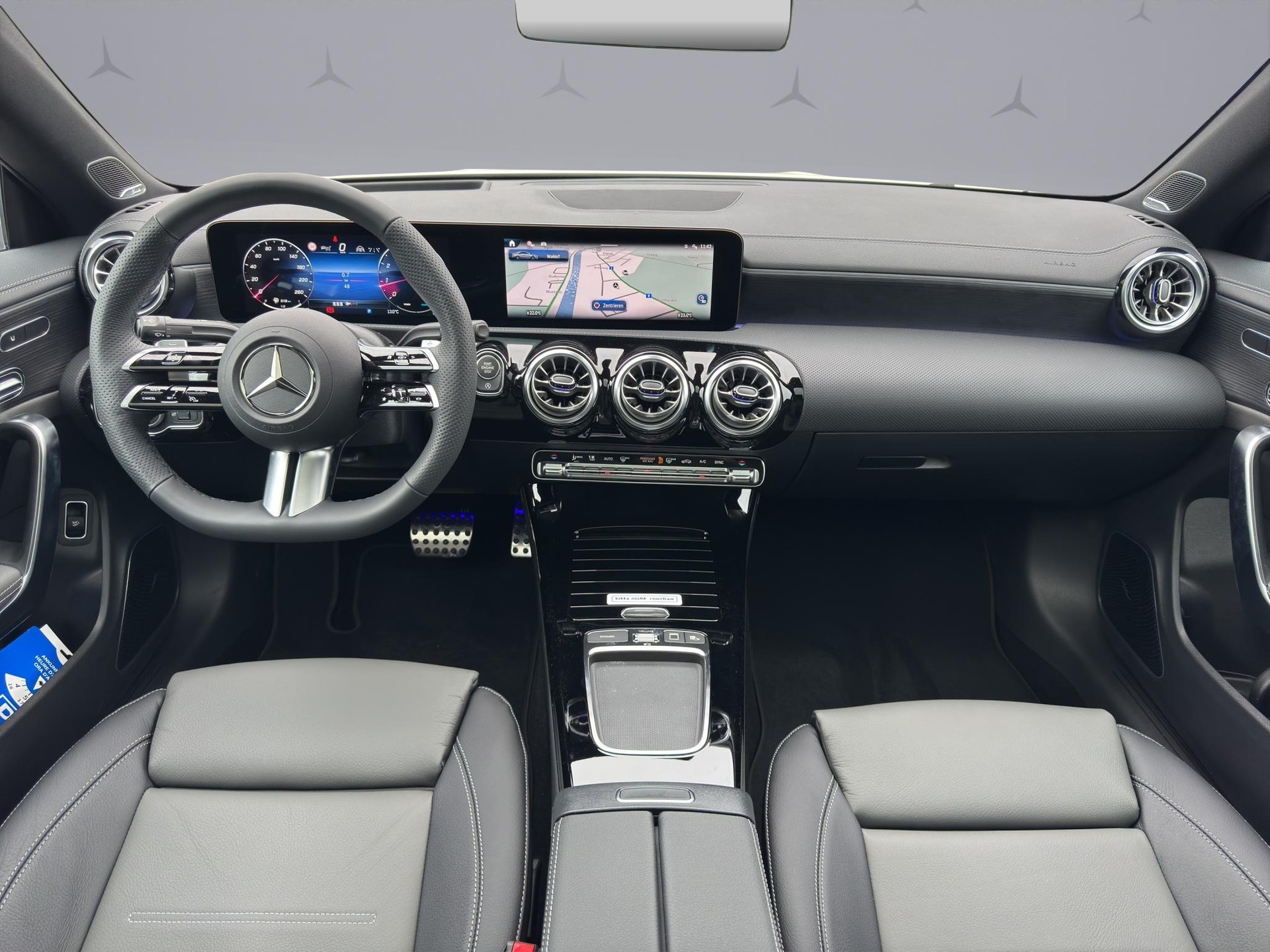 MERCEDES-BENZ CLA 250 AMG Line 4matic-image-12