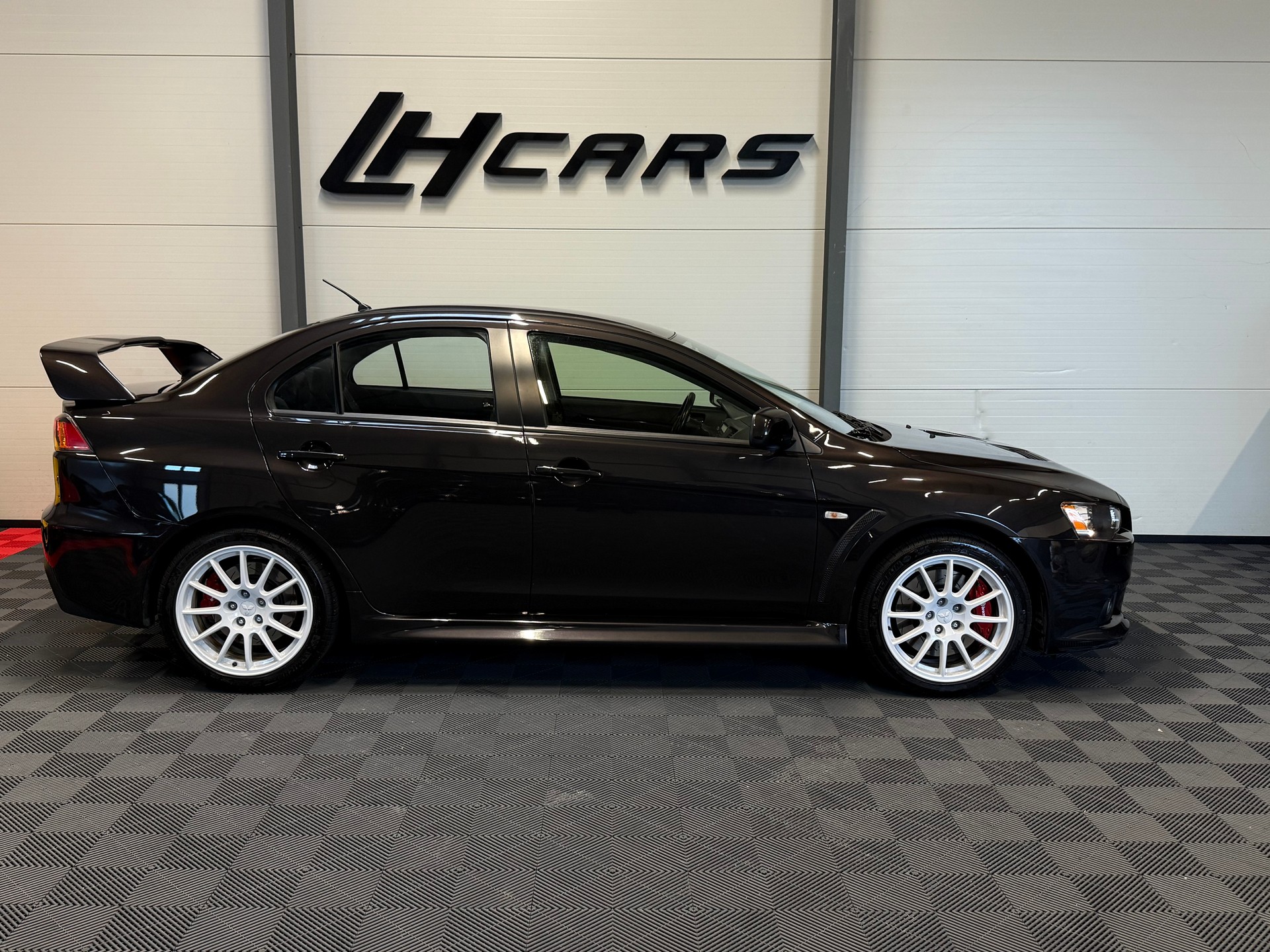MITSUBISHI Lancer 2.0 T MIVEC EVO Final Edition-image-5