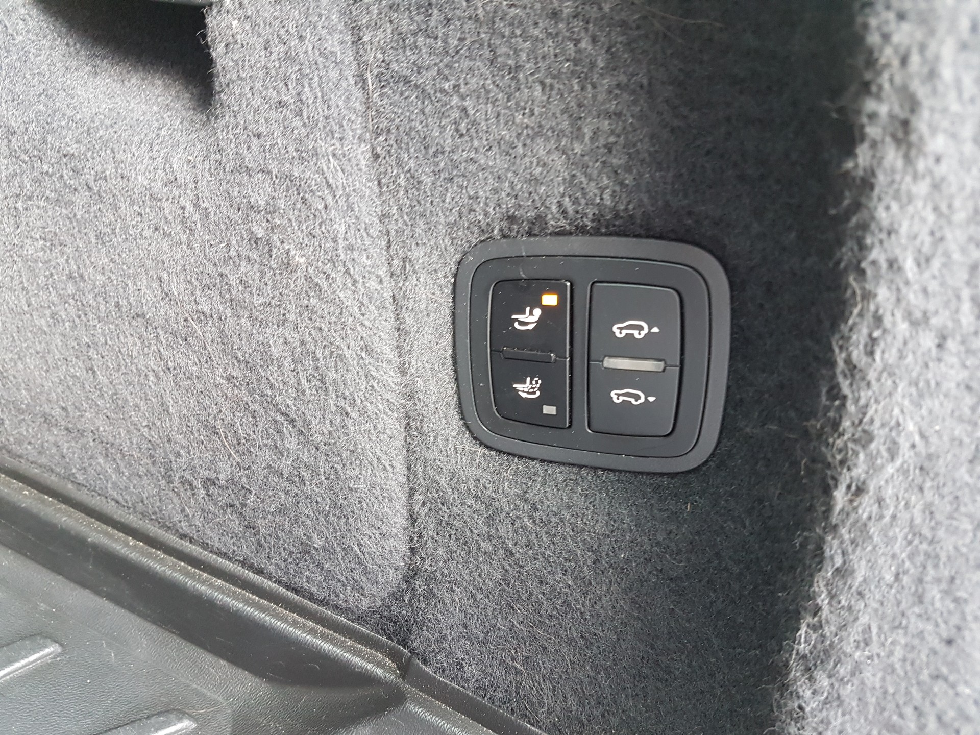 PORSCHE Cayenne Turbo-image-10