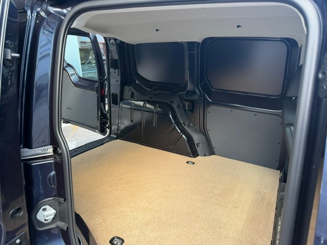 VW Caddy Cargo 2.0TDI DSG-image-5