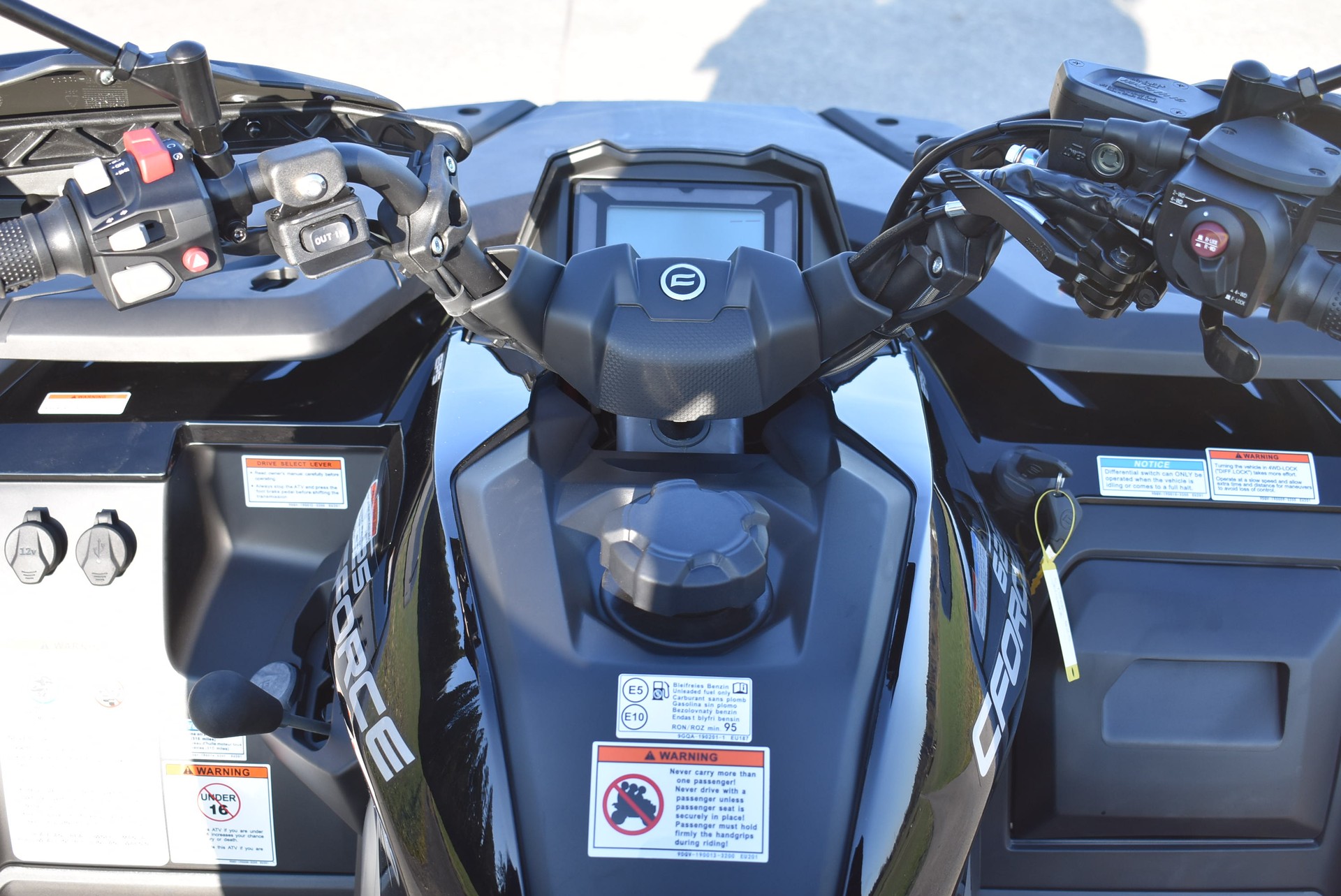 CF MOTO EPS 4x4-image-10