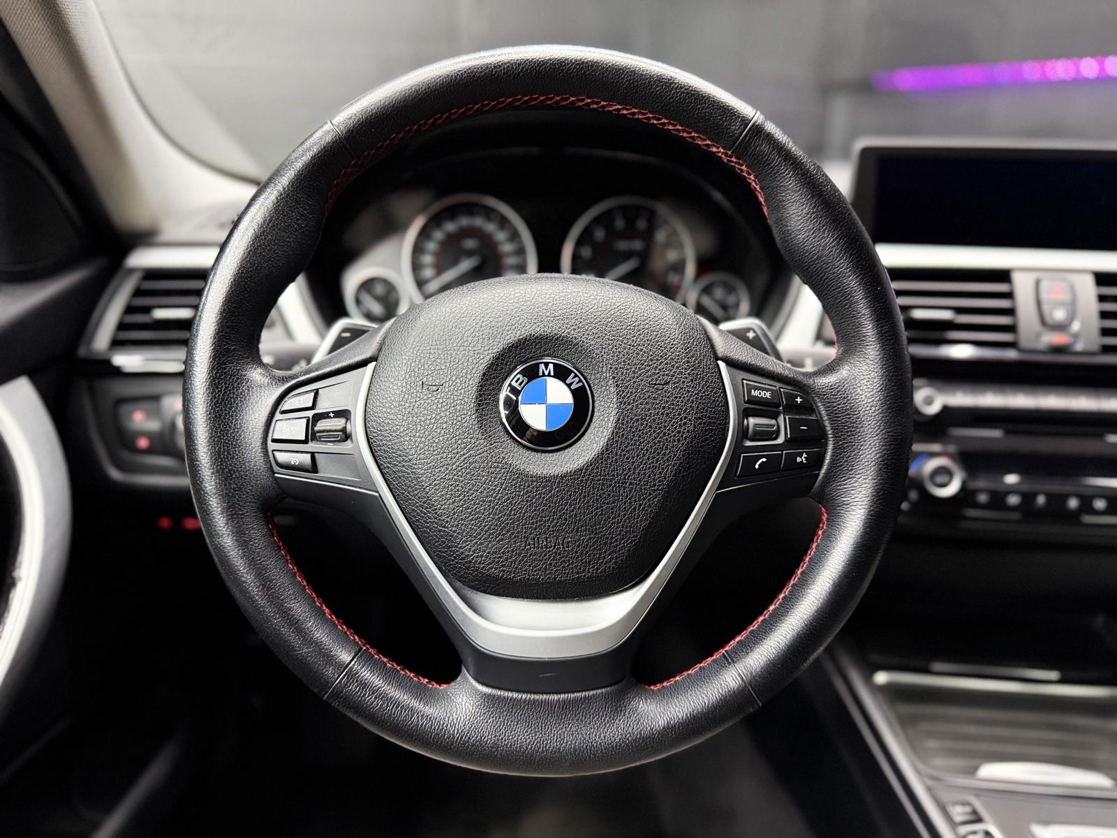 BMW ActiveHybrid 3 Sport Line Steptronic-image-9