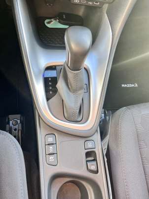 MAZDA 2 1.5 Hybrid Exclusive-Line-image-5