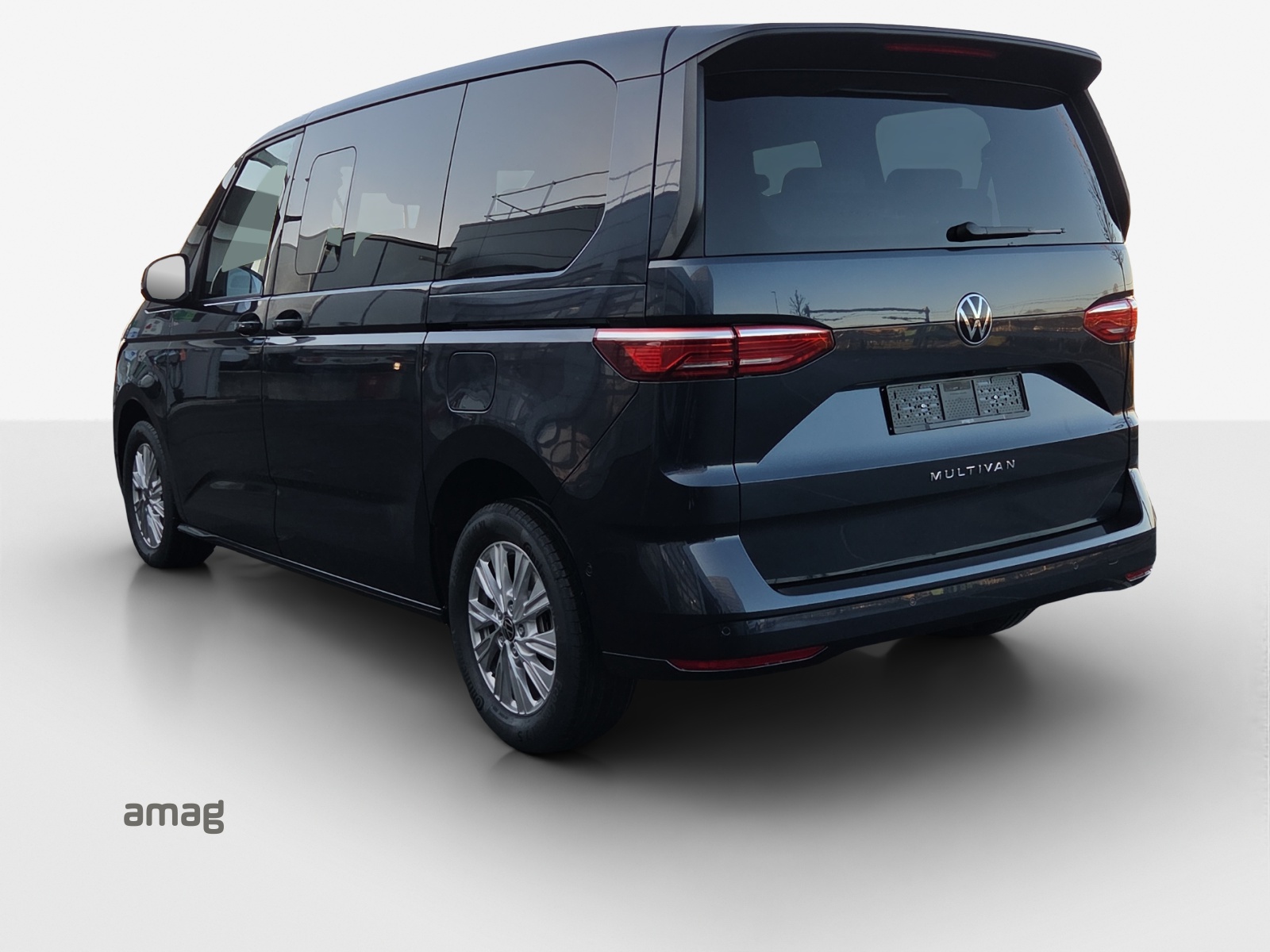 VW Multivan 2.0 TSI Liberty DSG-image-2