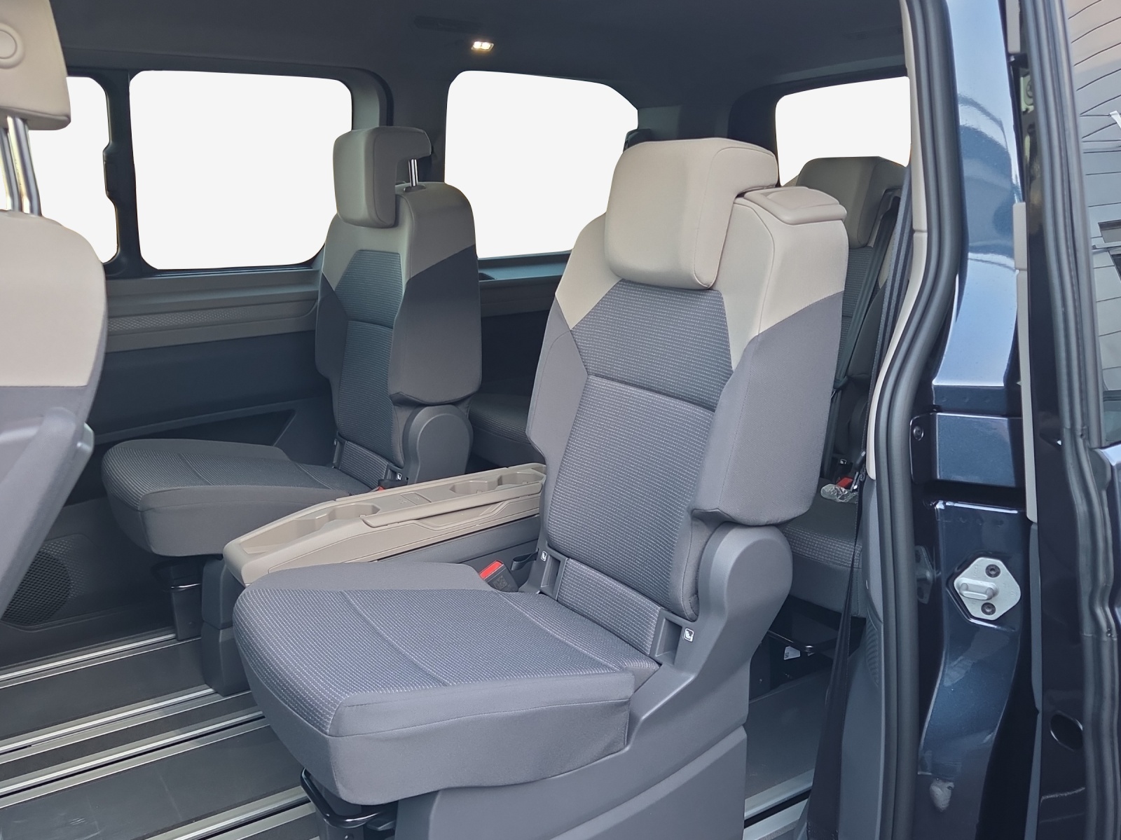 VW Multivan 2.0 TSI Liberty DSG-image-11