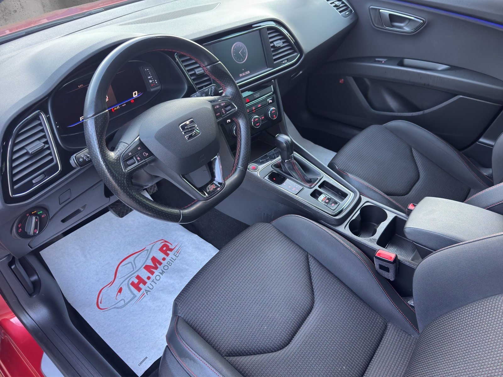SEAT Leon 2.0 TSI FR DSG-image-8