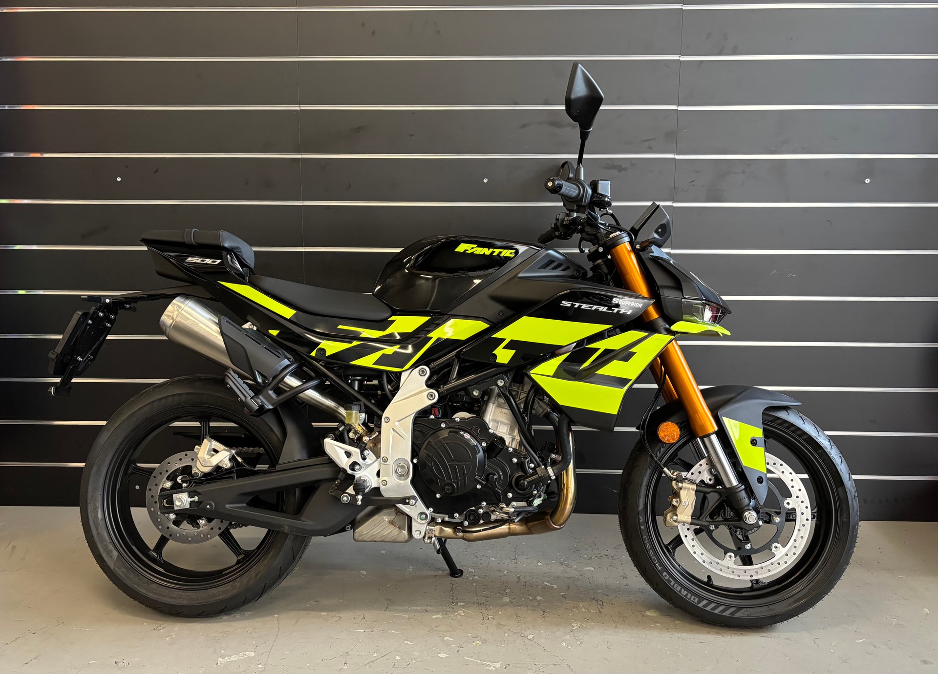 FANTIC Stealht 500