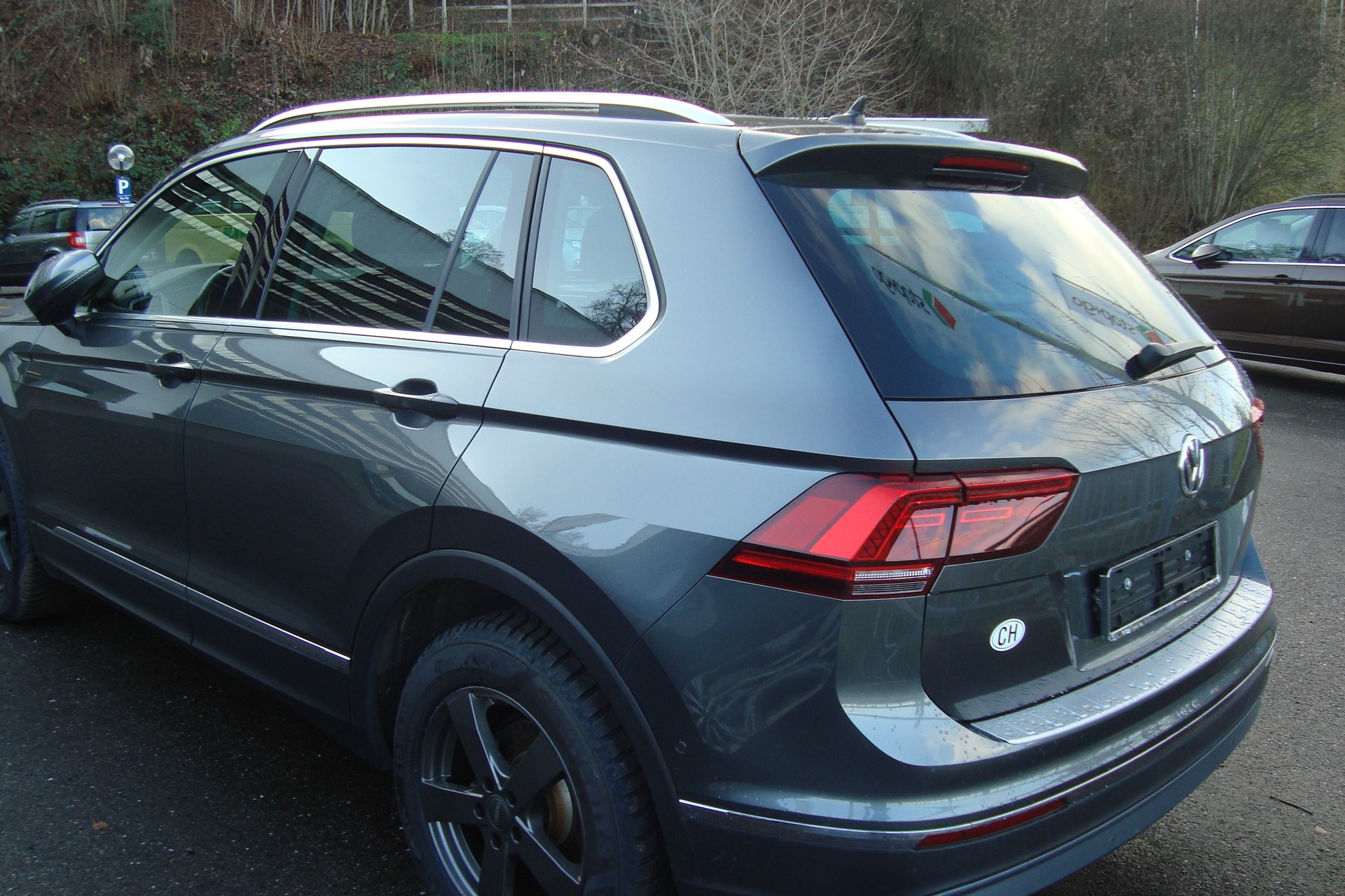 VW Tiguan 2.0TSI Highline 4Motion DSG-image-1